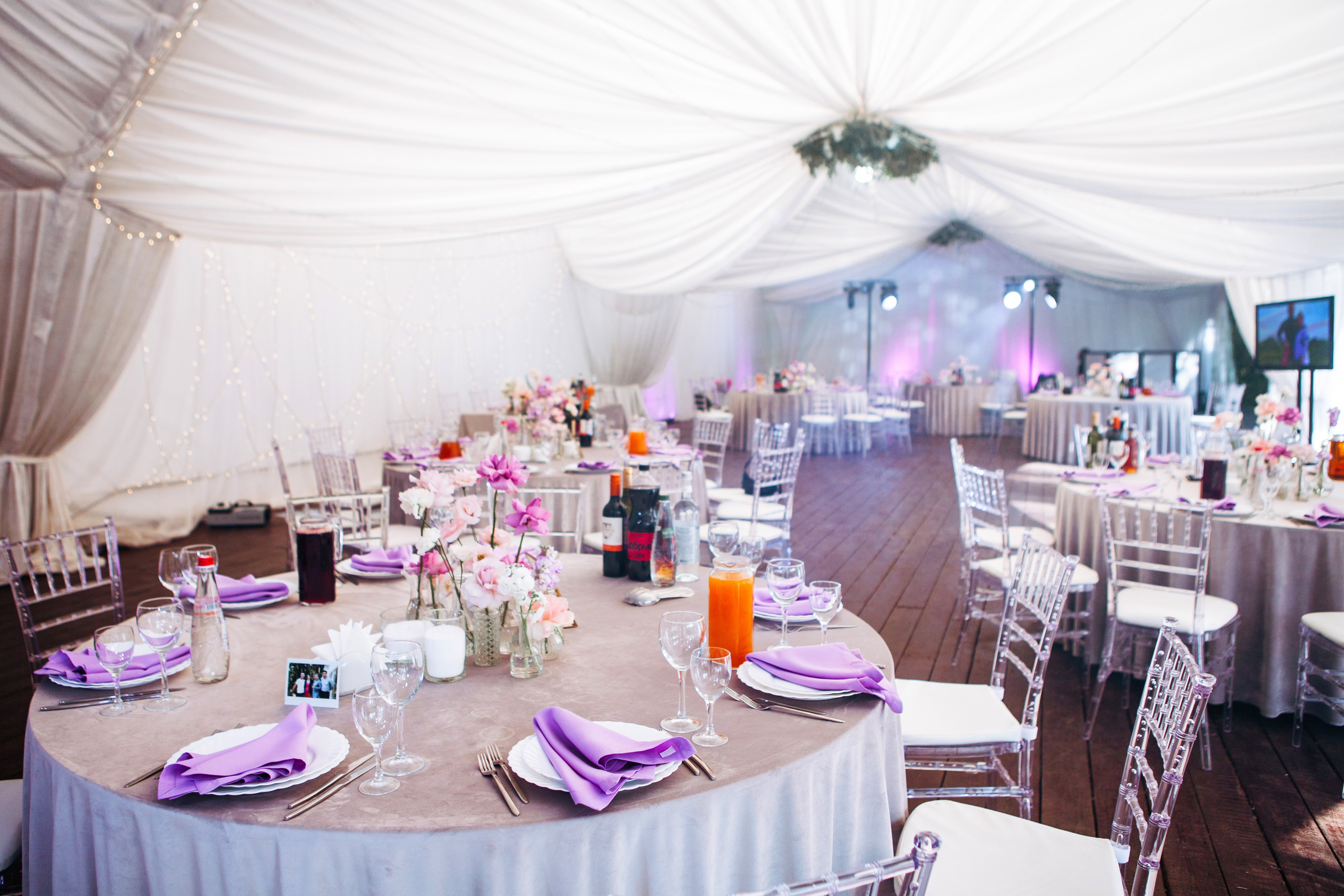 Свадебная фотосессия в отеле hartwell hotel и на патриарших прудах. Фотограф Ольга Ефремова