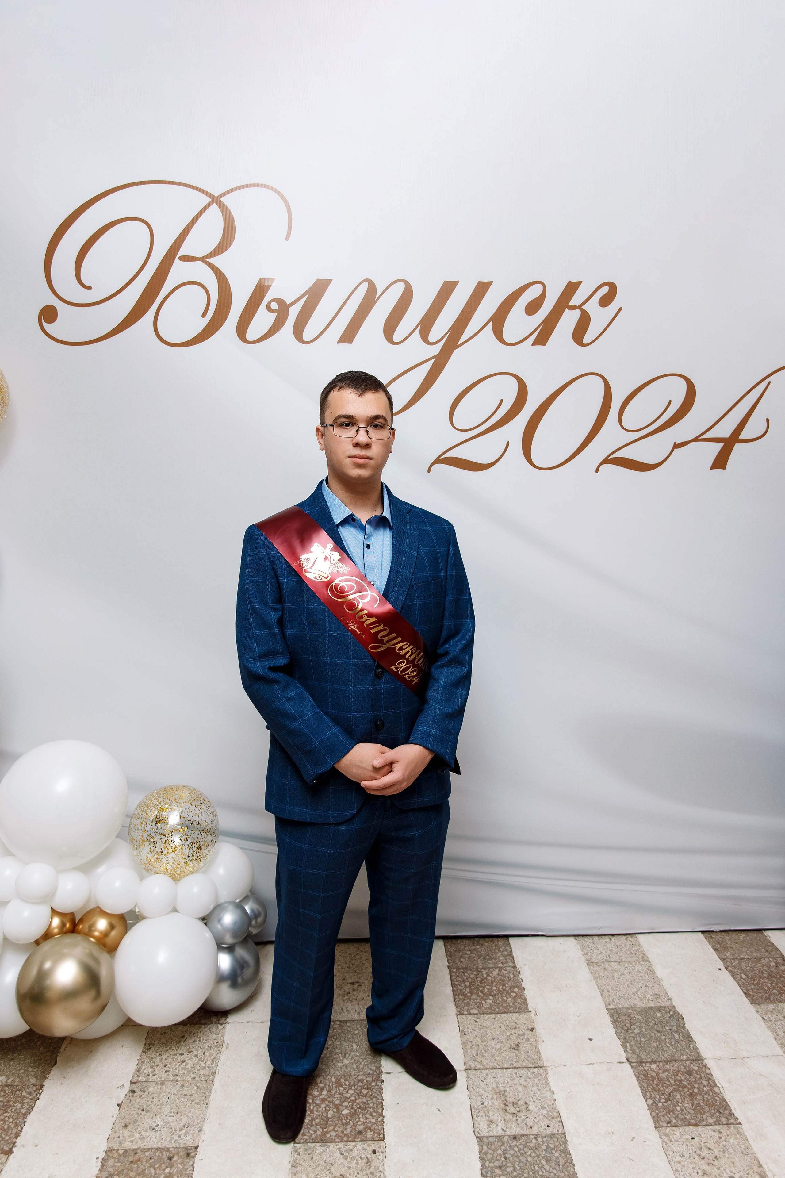 11 класс Последний звонок. Фотограф Любовь Корниенко, Примоский край