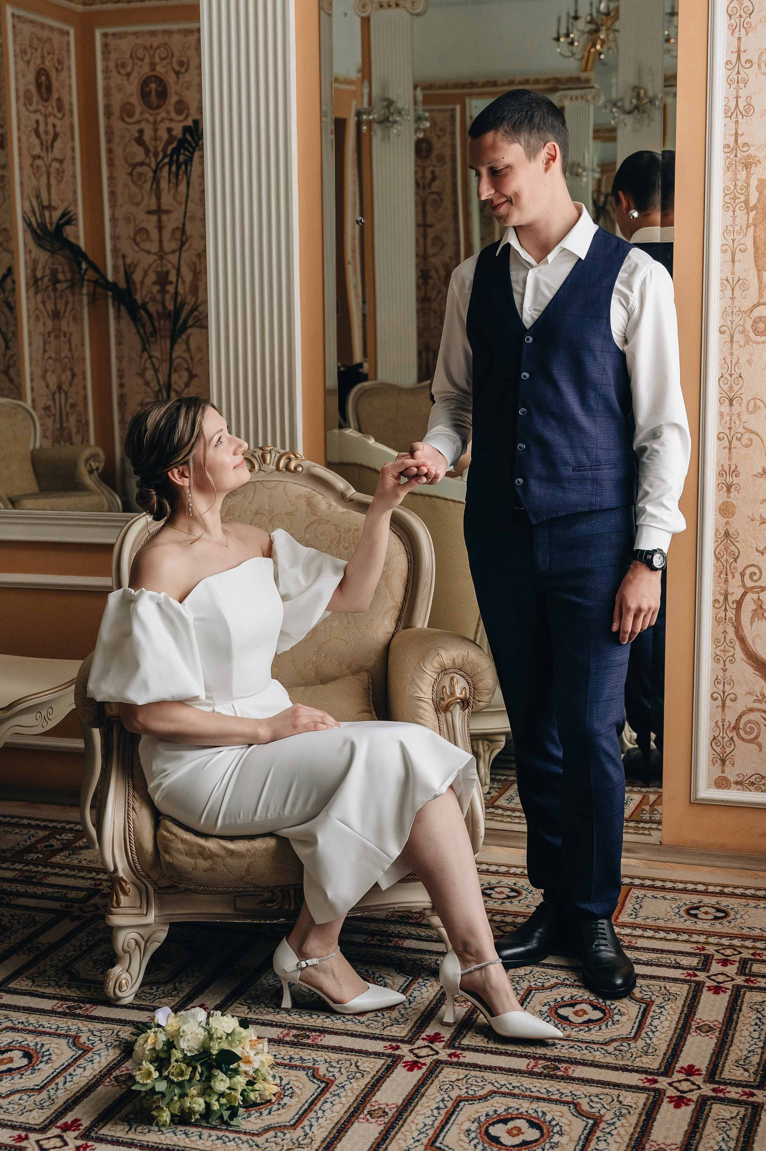 Свадебная фотосессия в Грибоедовском ЗАГСе. Портретный фотограф Москва Светлана Кашура