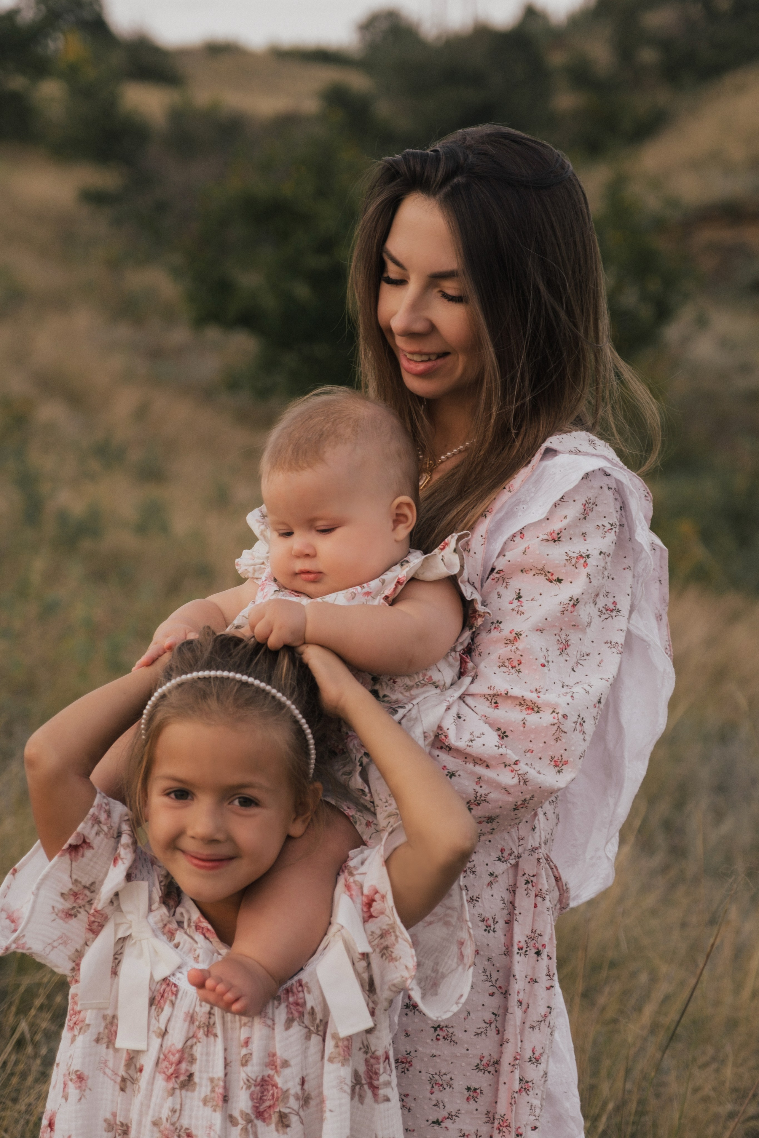 Арина, Борис, Валерия и Эмилия. Свадебный и семейный фотограф в Волгограде
