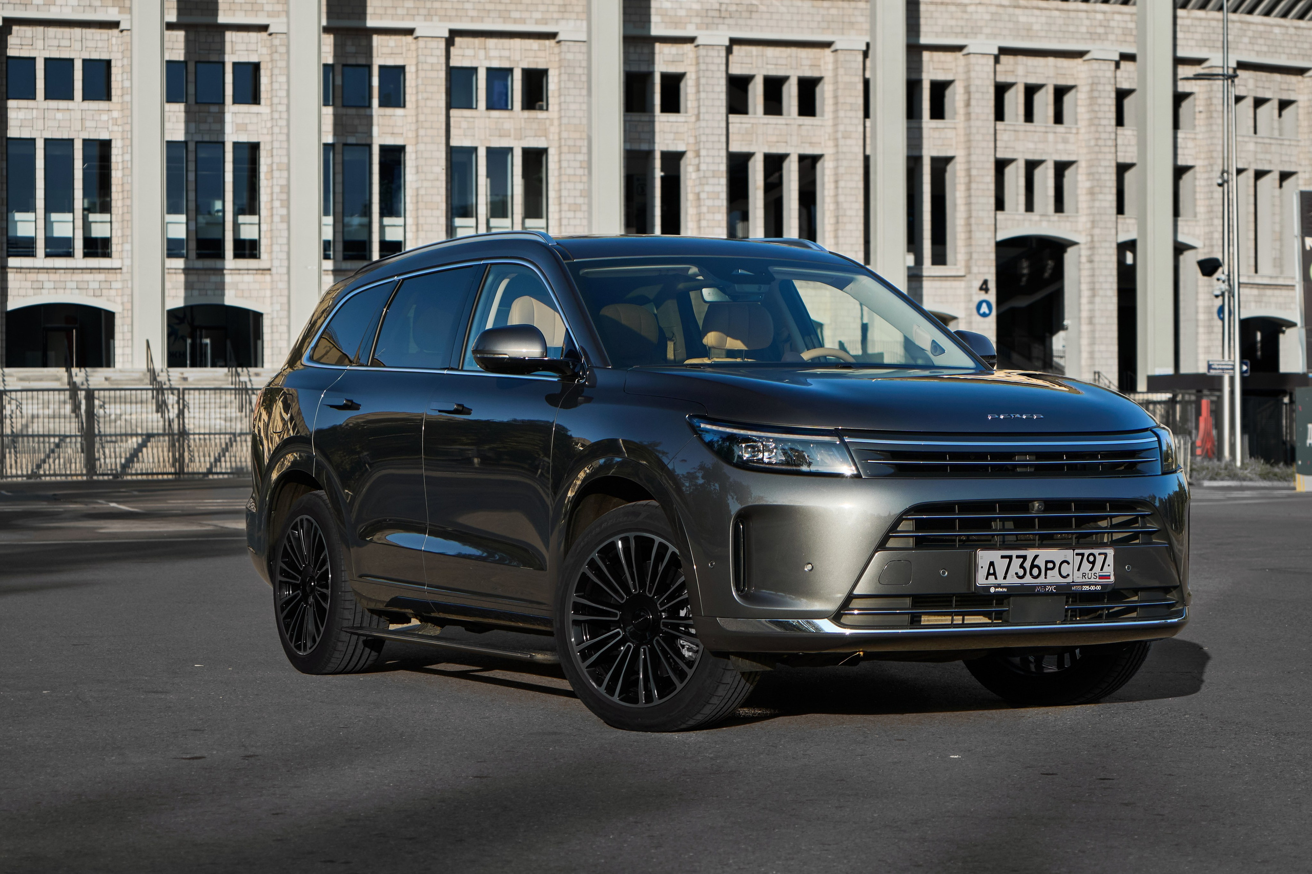 Seres M7. FM Media Сrew. Репортажные фото и видео