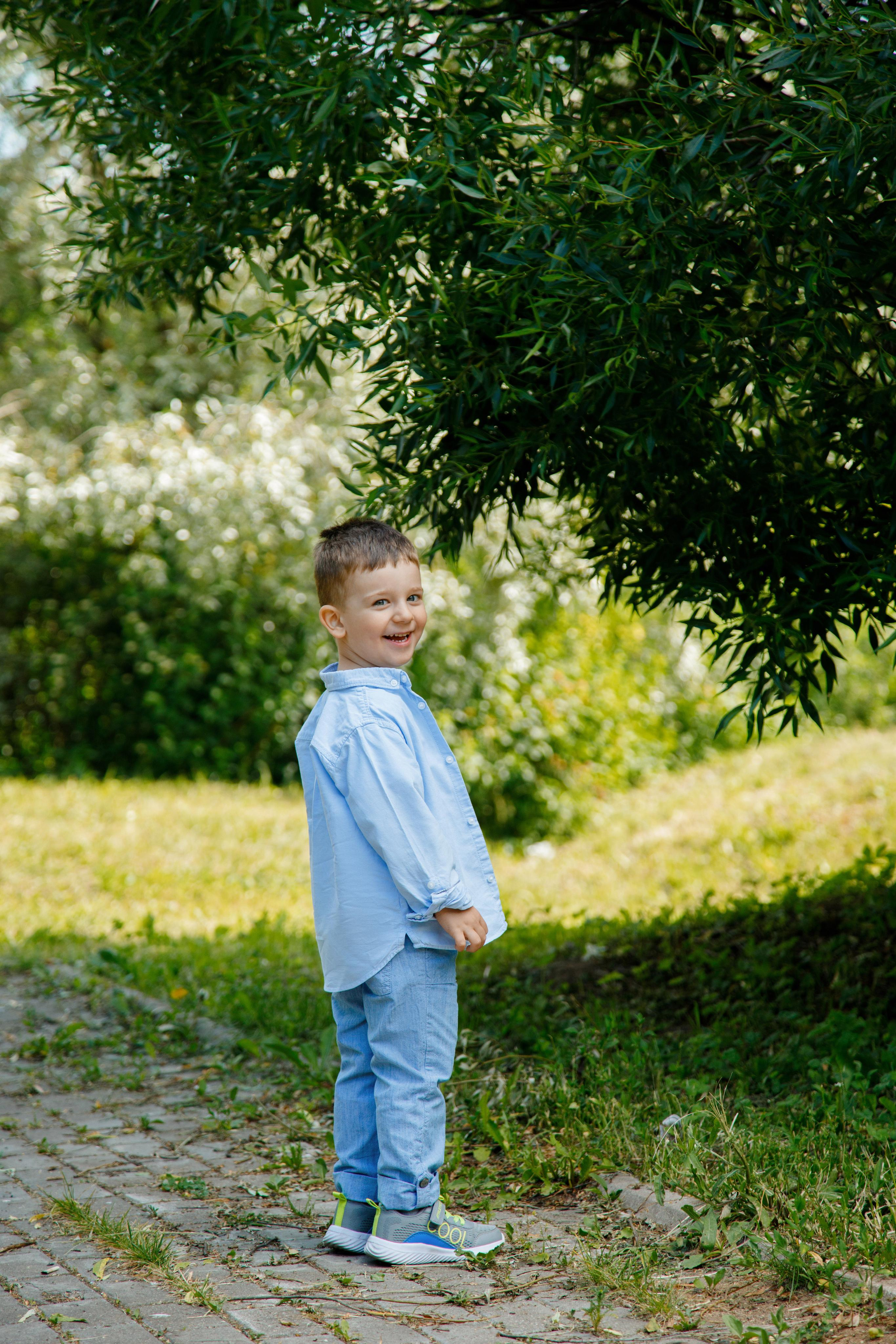 Фотосессия для мамы с сыночком возле пруда Пыхтино. Фотограф Александра Сыщенко