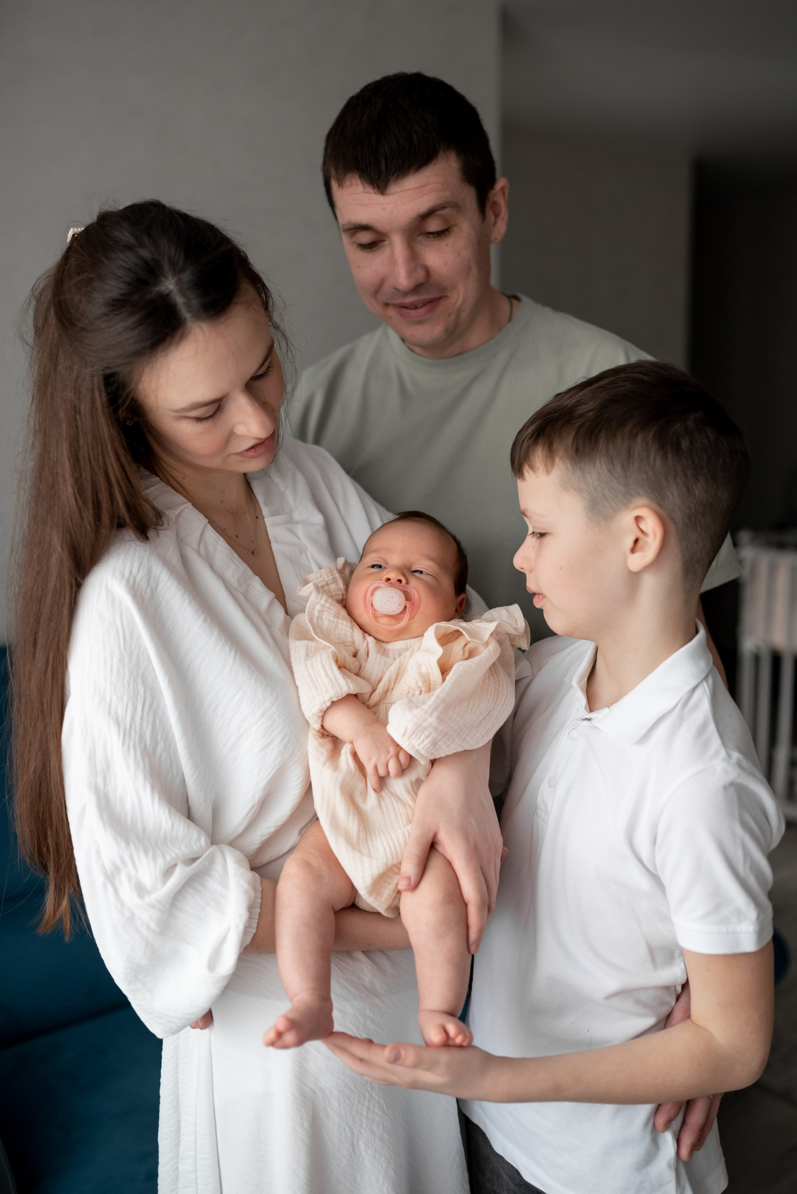 Вика Дима Никита и Полиночка. Семейный фотограф Ирина Сгибнева