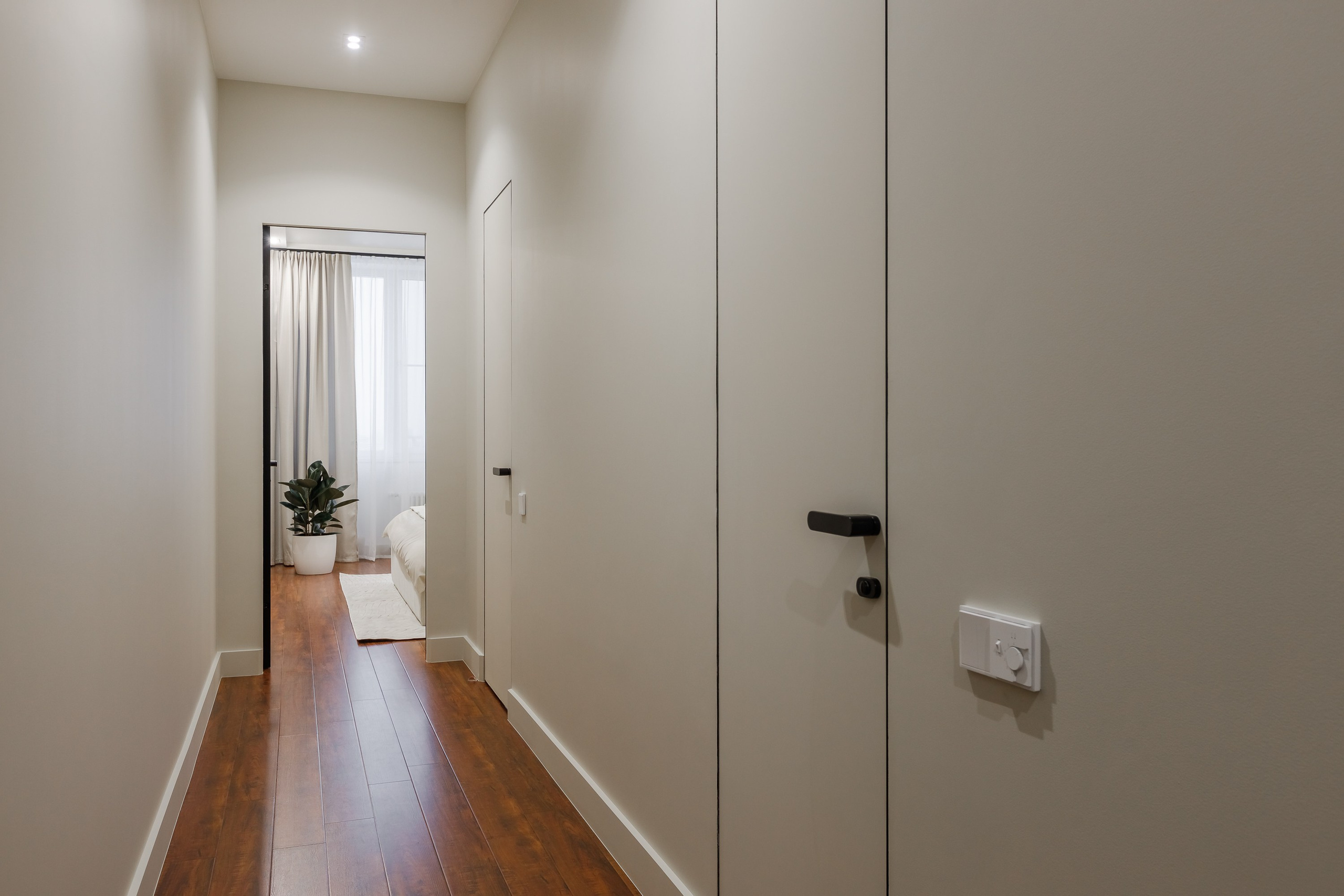 Бежевая квартира в Аэробусе. Интерьерный фотограф в Москве Роман Потапов