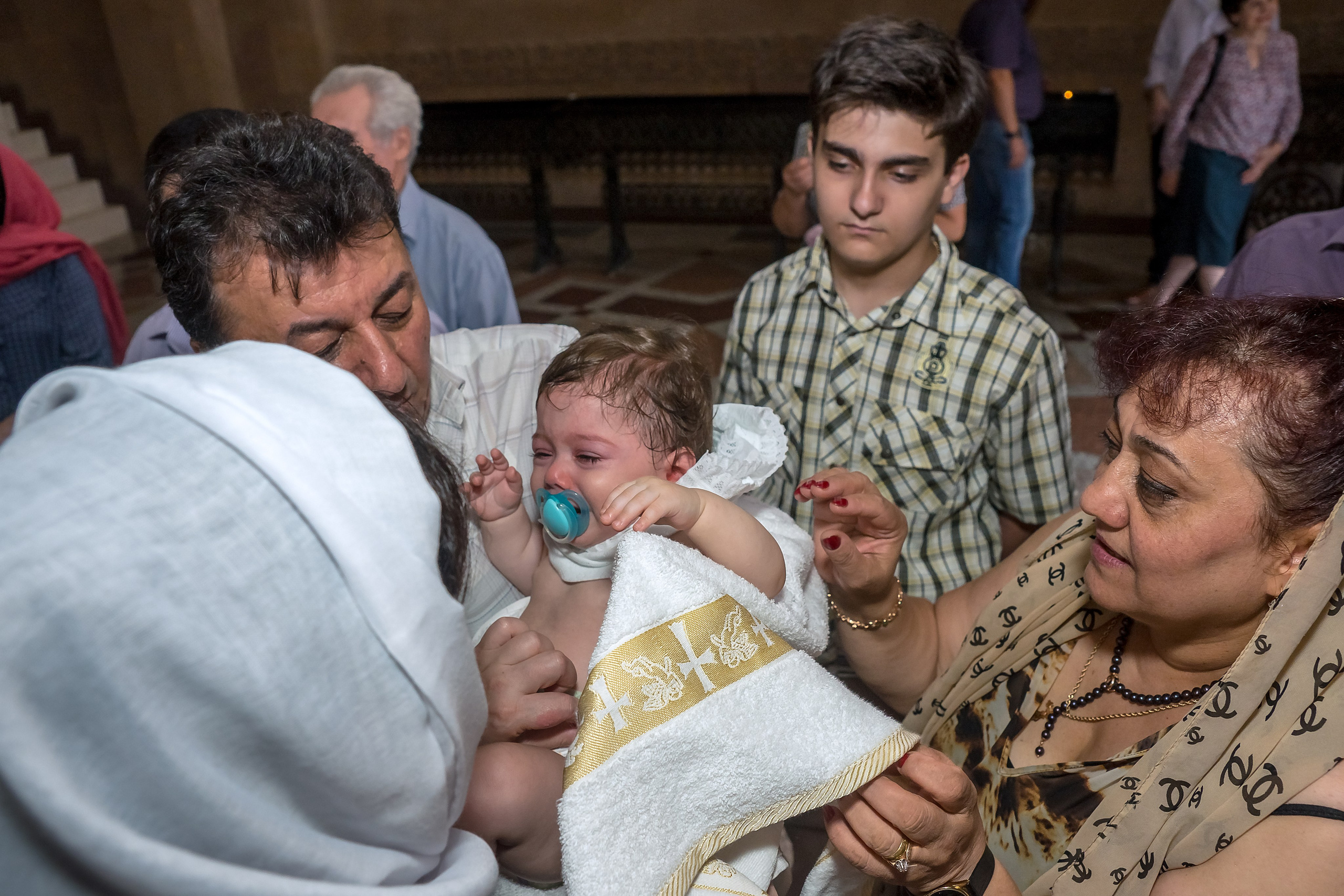 Крещение в армянской церкви. Фотограф Владимир Артамонов