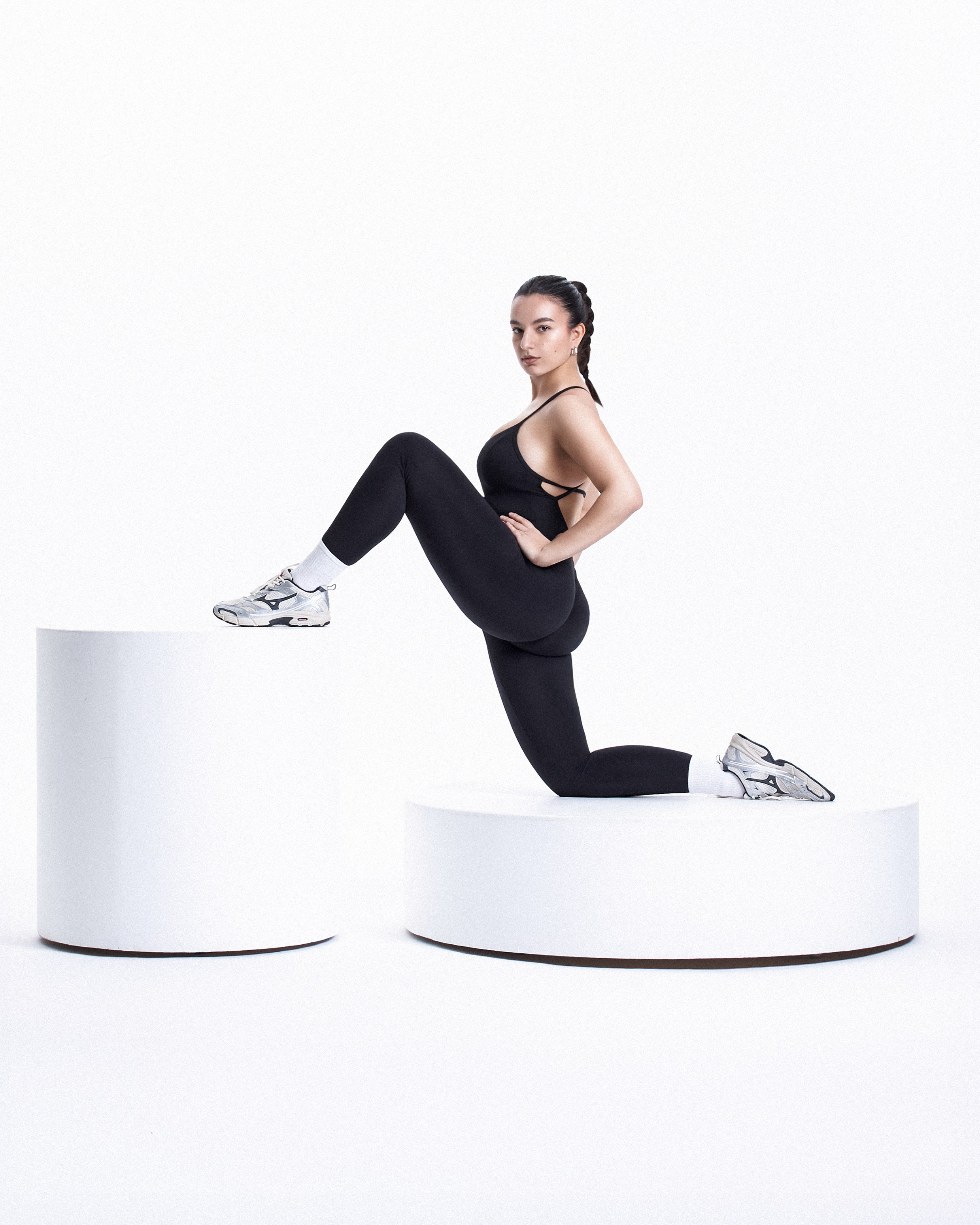 INDIVIDUAL & CREATIVE. VERONIKA TIKHOMIROVA | PHOTOGRAPHER