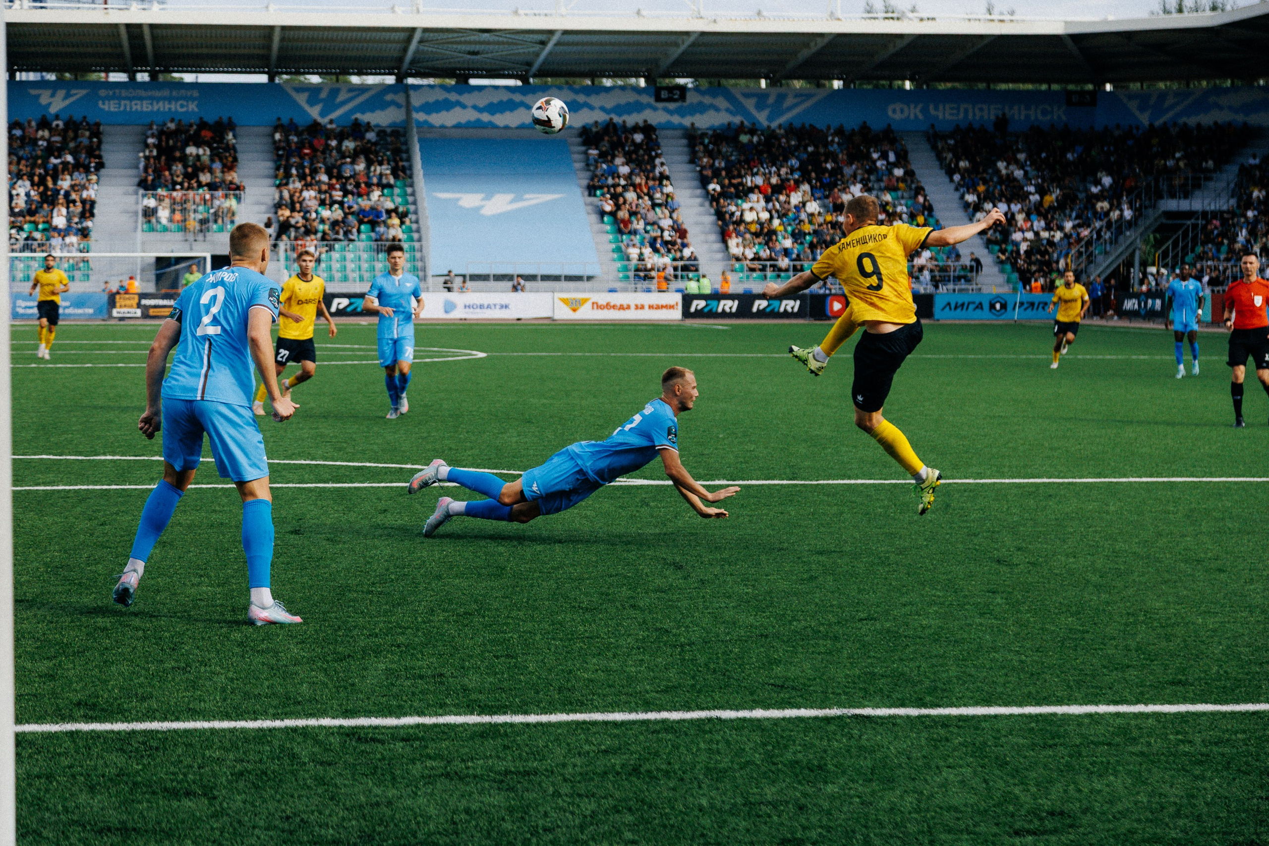 ФК ЧЕЛЯБИНСК Х ФК ВОЛГА. Репортажный фотограф Макс Брагин