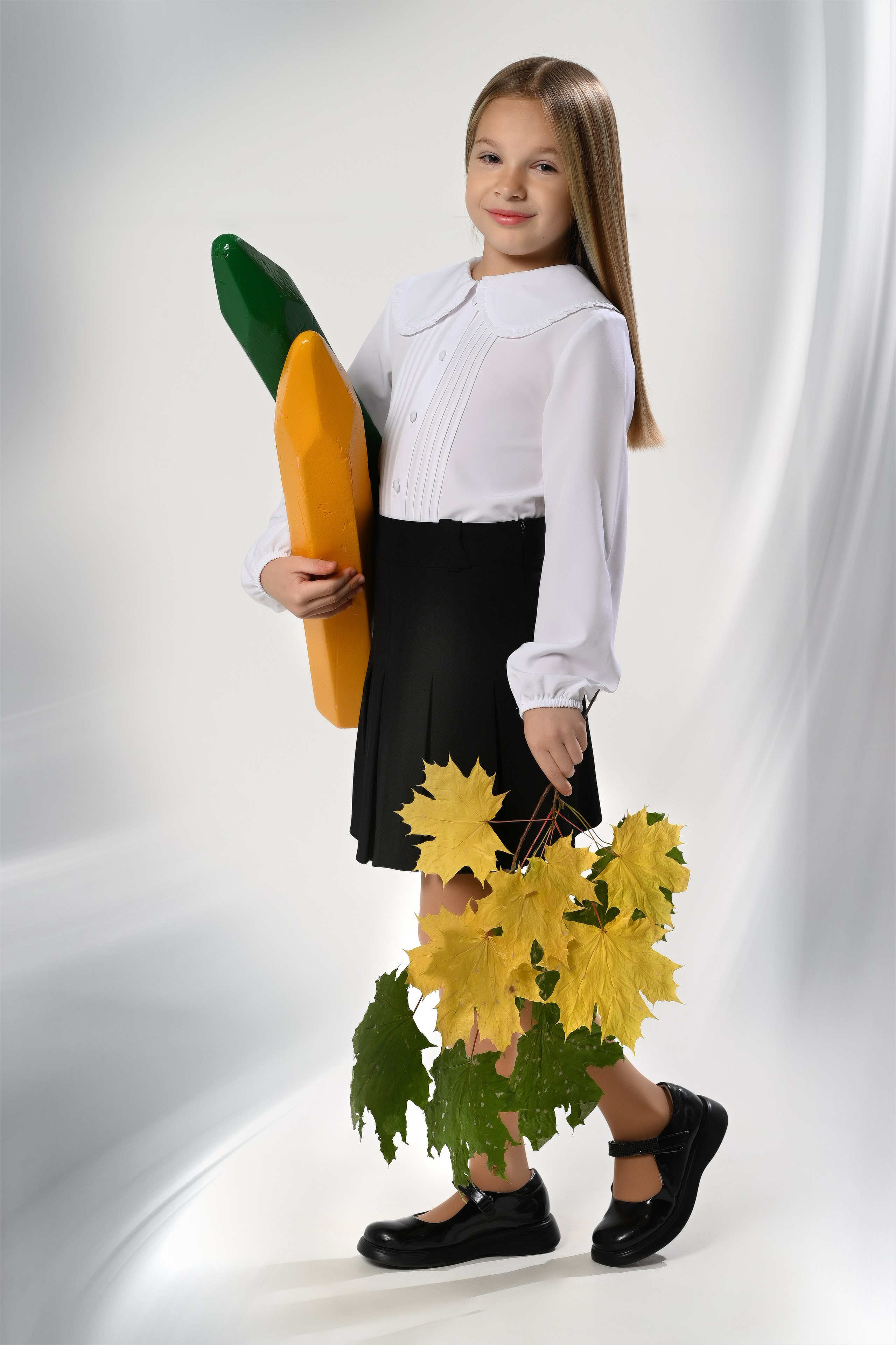 Фотоальбомы, фотокниги, альбомы для учеников начальных классов в школах в городе Вологда