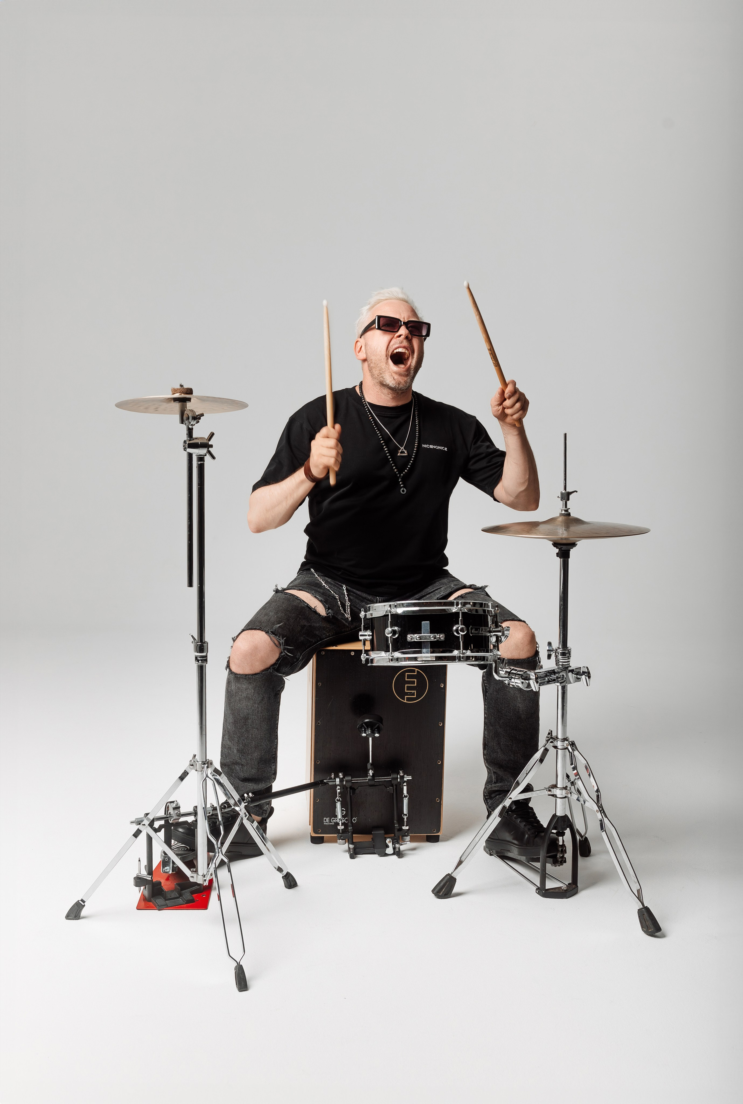 ЦИКЛОРАМА — МУЗЫКАНТЫ — ДИДЖЕИ. Главная