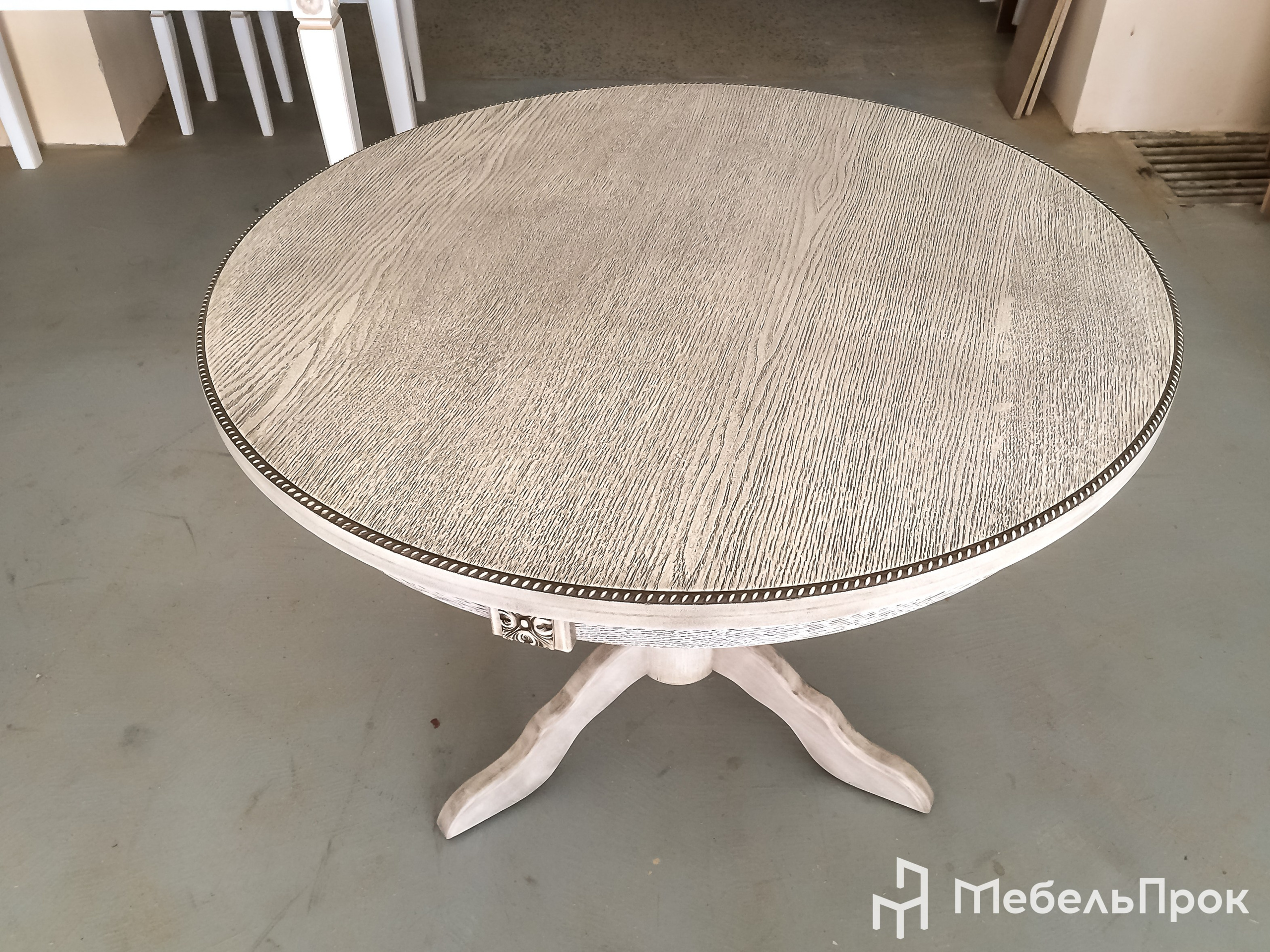 Обеденные столы и барные стойки. Главная