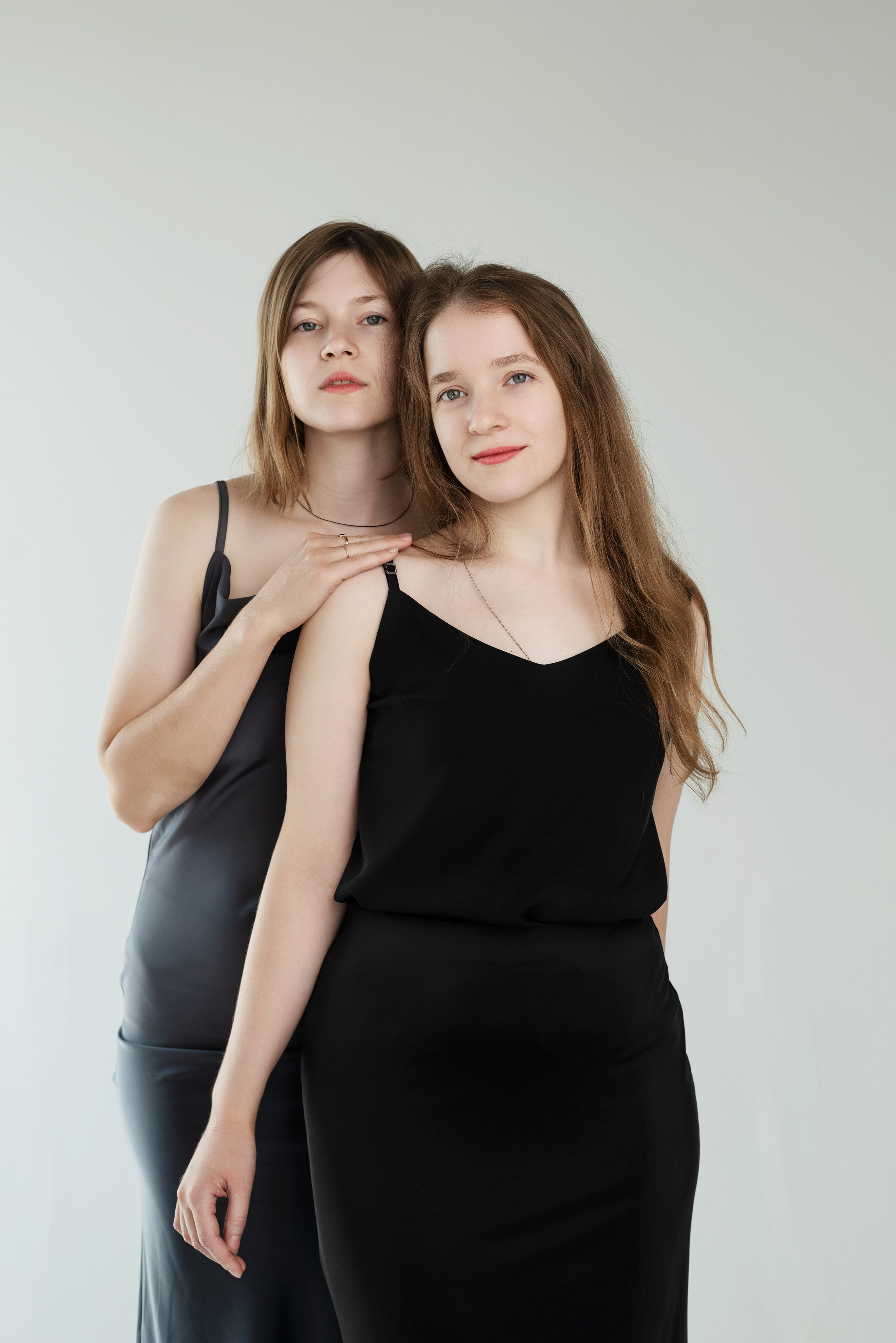 Семейная фотосессия минимализм. Фотограф в Воронеже. Портреты, контент, семейные сьемки