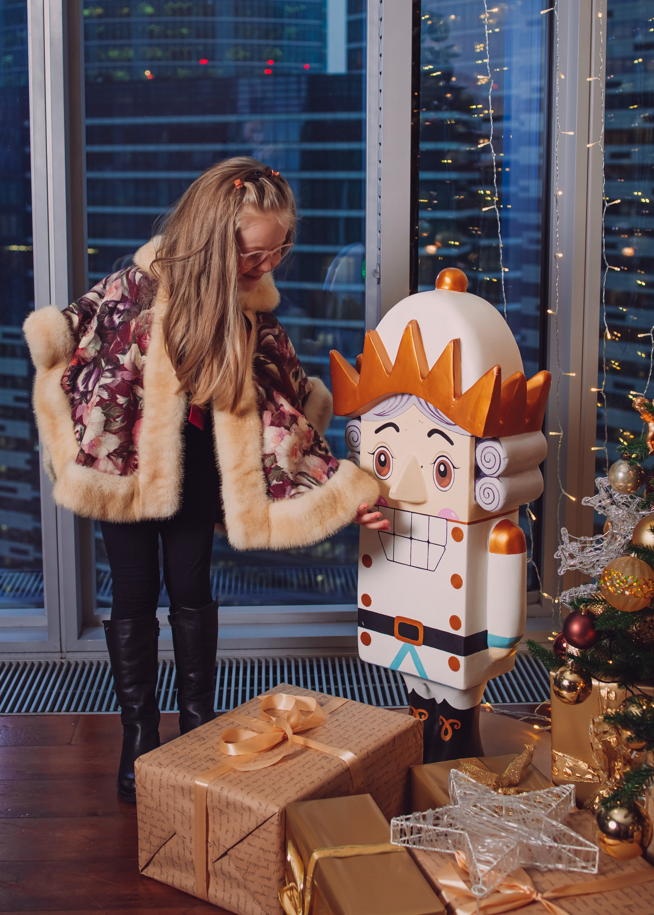 Новогодняя съемка в студии Алеси Марии. Агенство фотографов под любой запрос. Москва