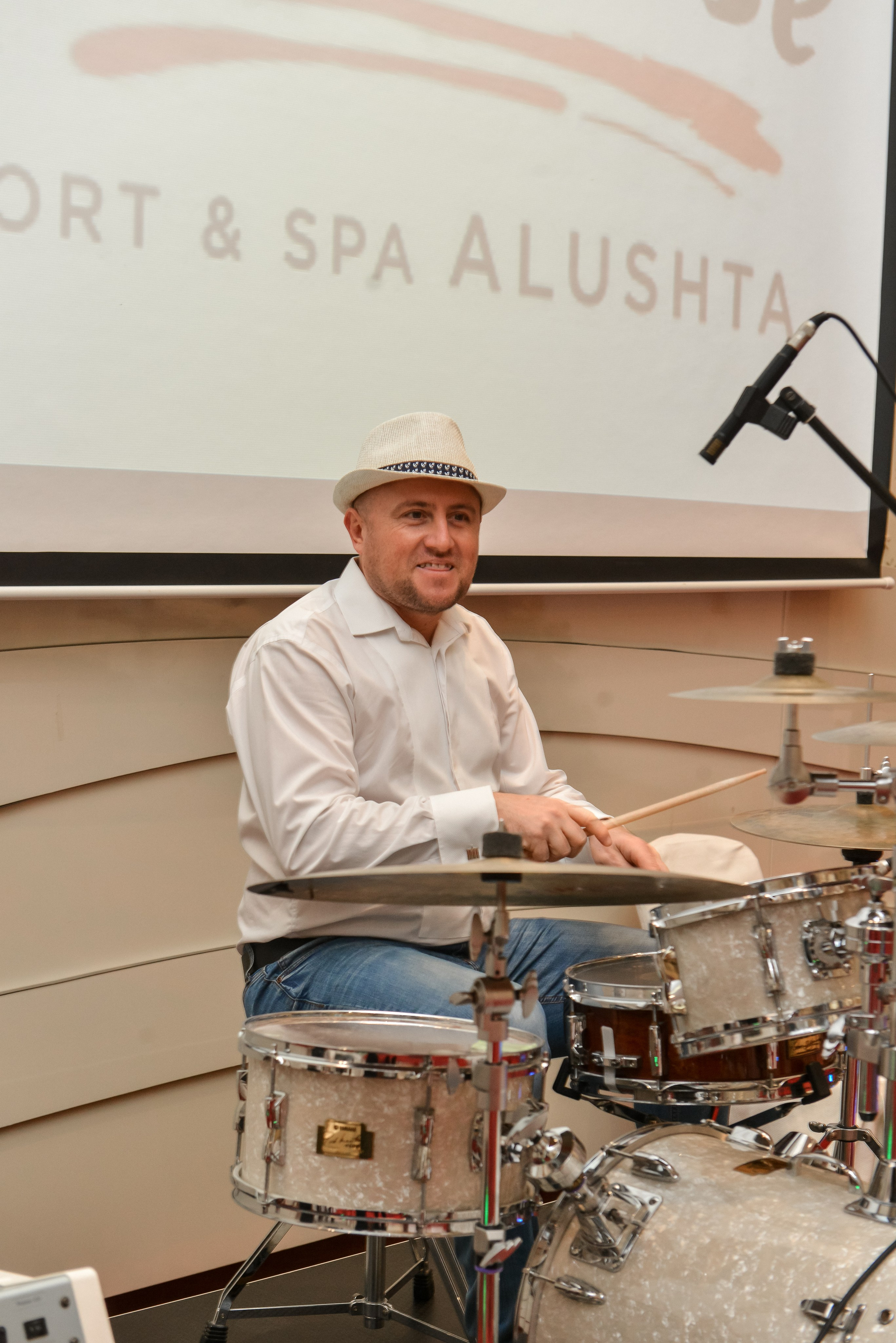 Дни рождения и корпоративы. Свадебный фотограф в Крыму