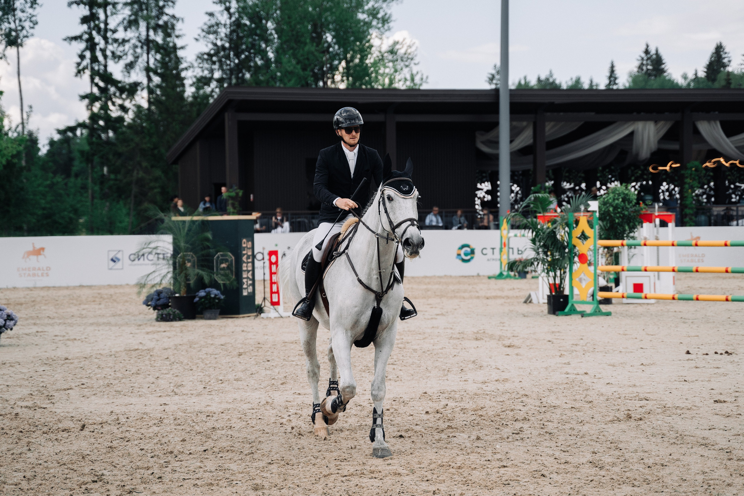 Магия Востока в Emerald Stables. Свадебный и семейный фотограф в Москве и МО Геннадий Туманцев