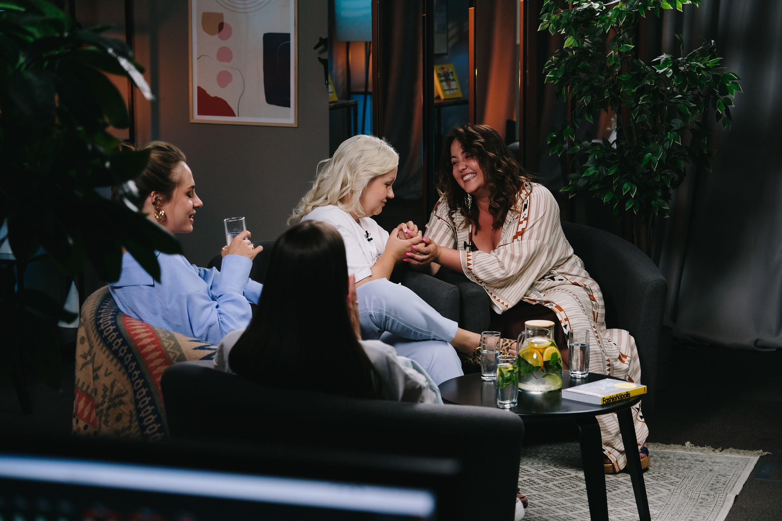 Репортажная съемка. Фотограф сюжетных съемок и портретов в Санкт-Петербурге и Москве Стася Ефремова