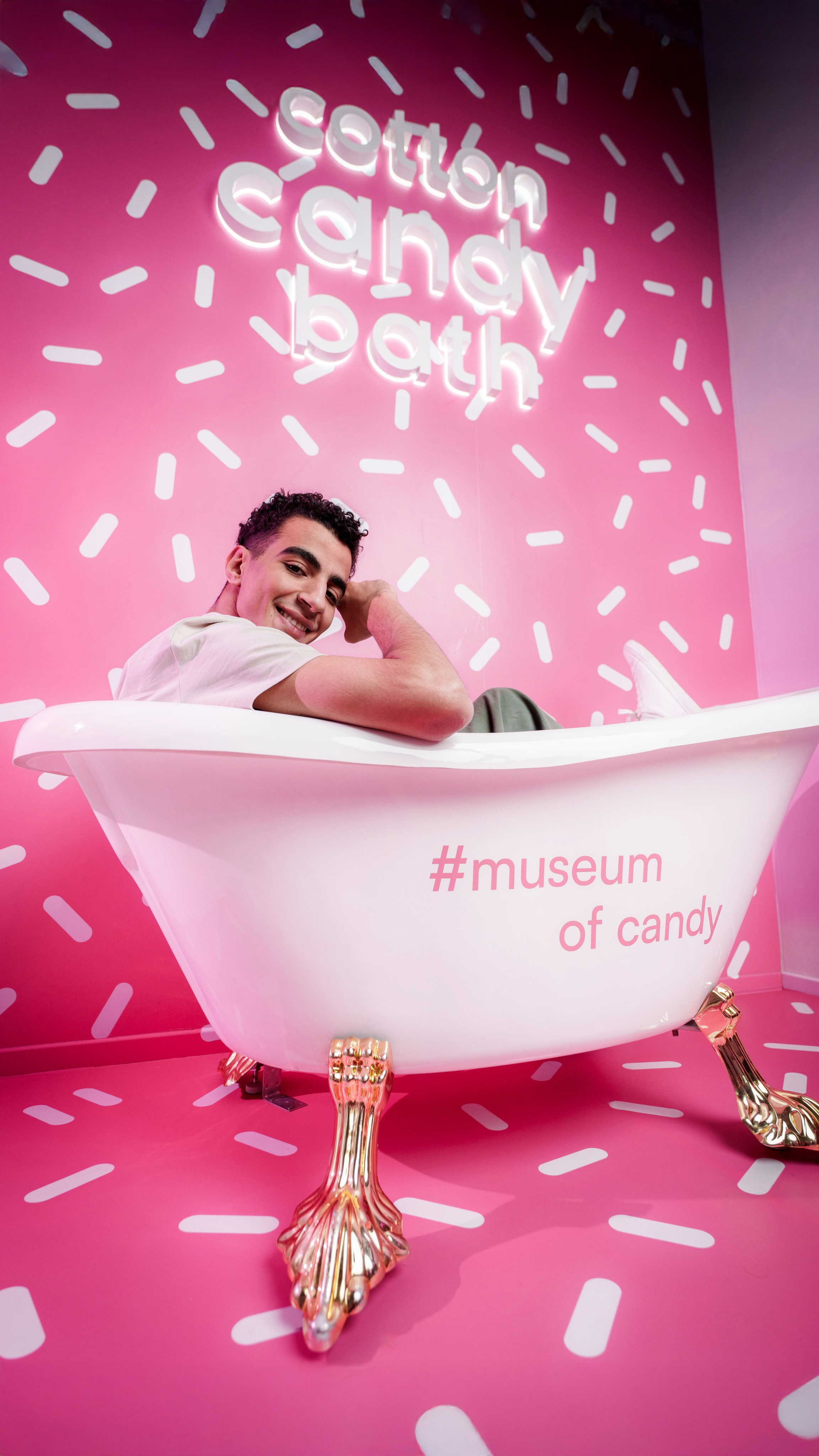 Advertising photographer in Dubai — Maxim Mitrofanov