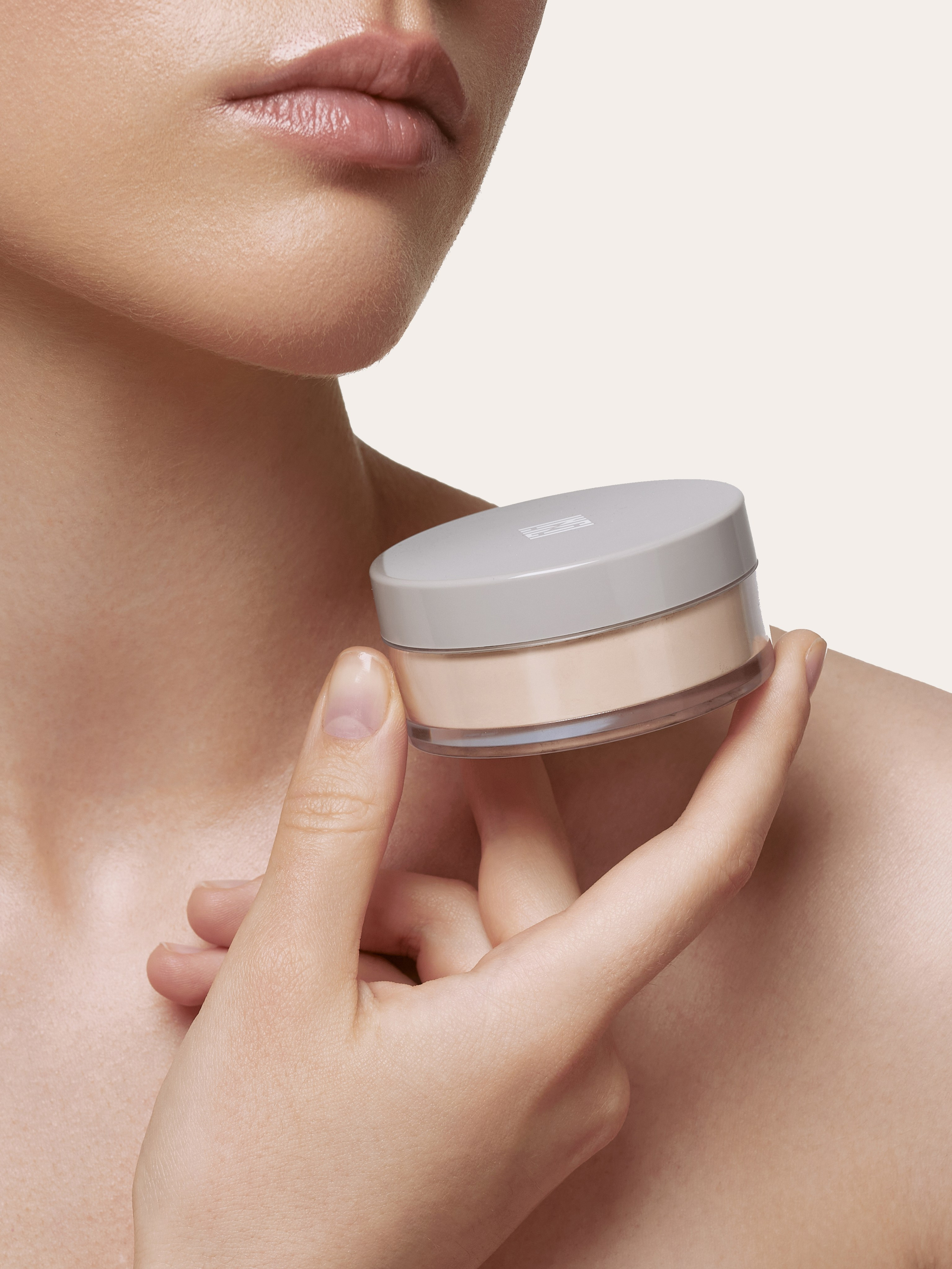 Предметная съемка товаров в руках Ростов-на-Дону. Предметный и бизнес фотограф в Ростове-на-Дону Александра Степанова