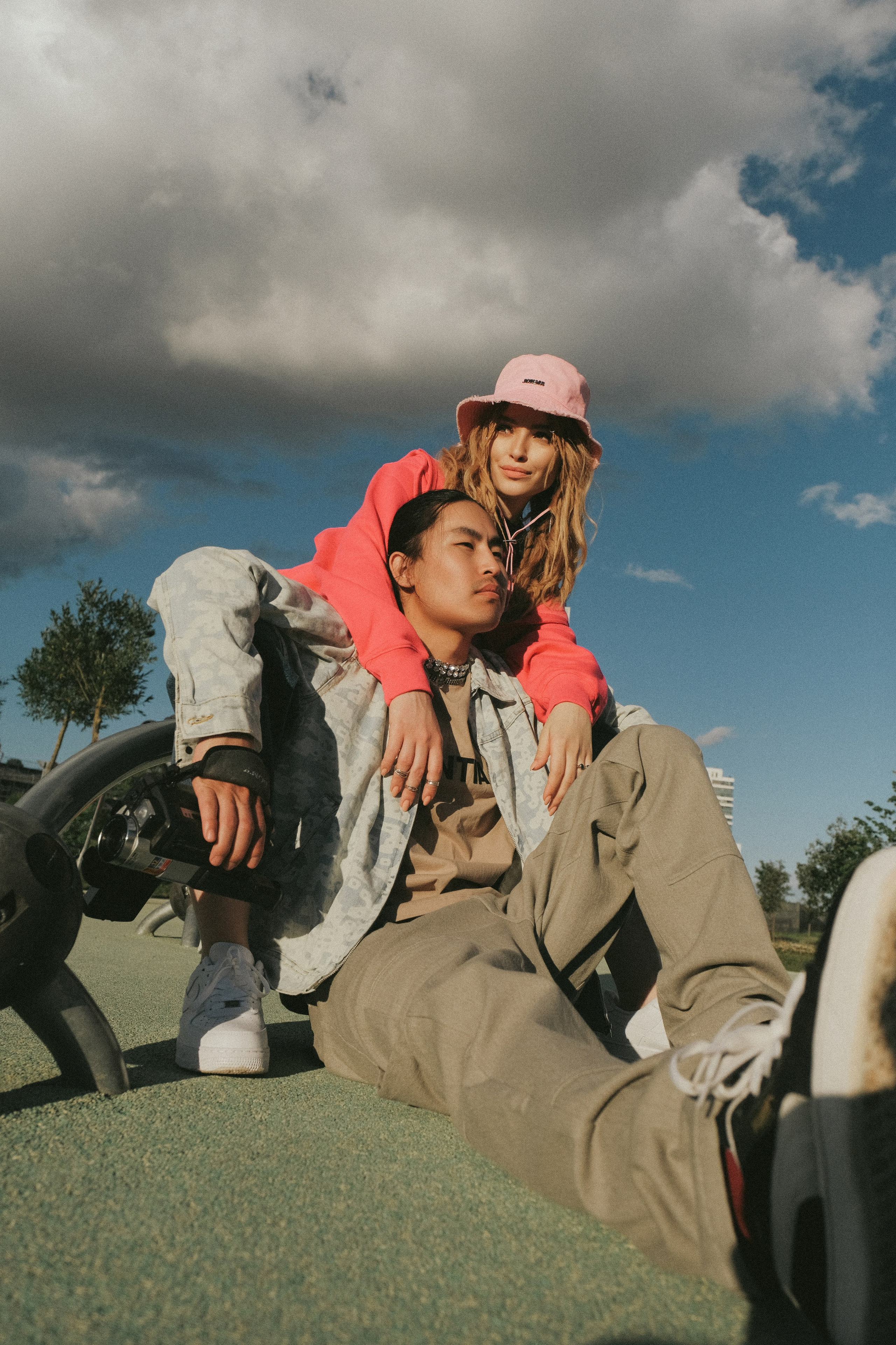 Мужские съемки разное. Профессиональный фотограф в Москве Павел Жданов