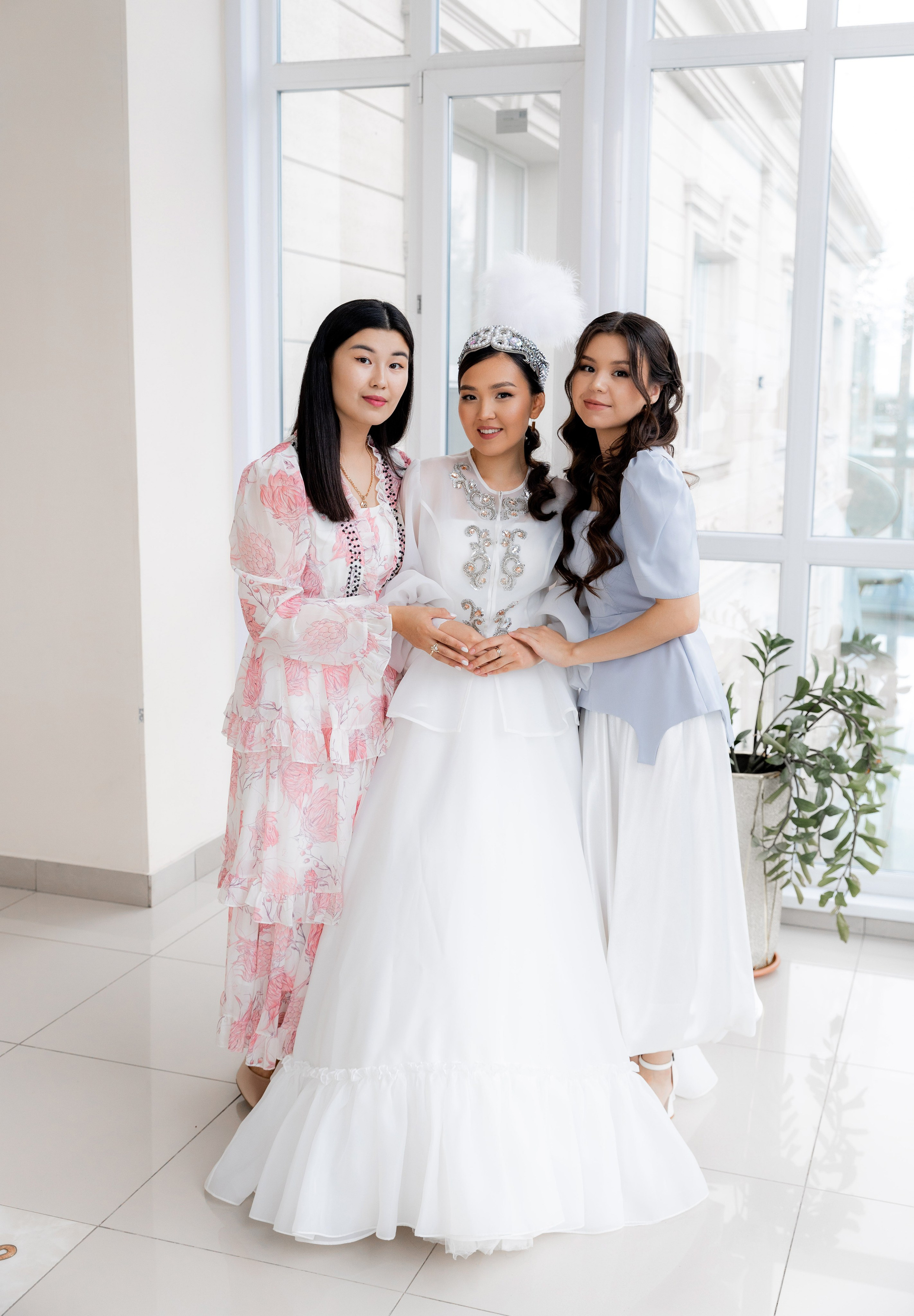 Фариза Узату в ресторане Приз — Рудный