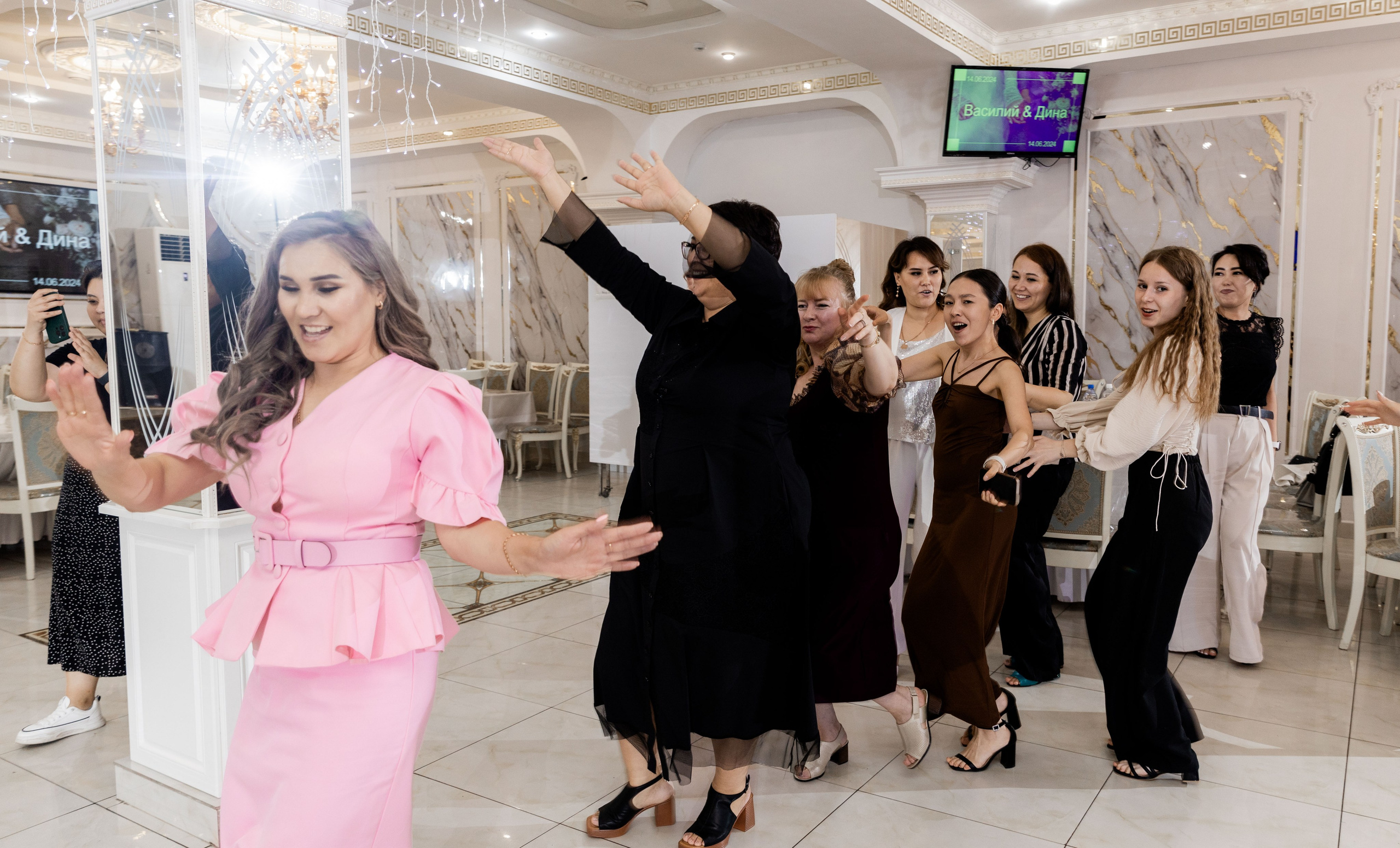 Василий и Дина