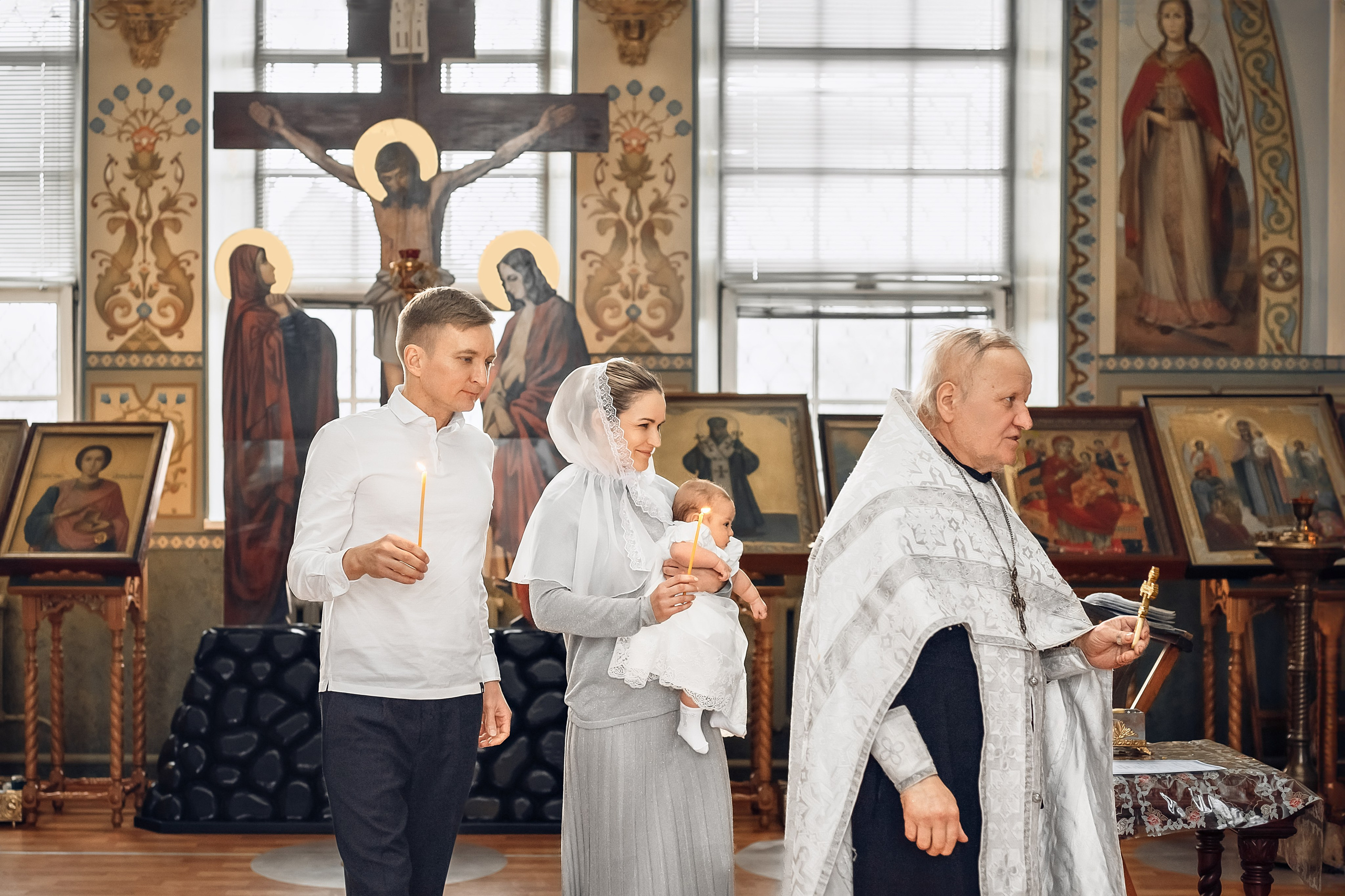 Крещение в храме Иоанна Богослова. Церковный фотограф на Таинство Крещения и Венчания в Оренбурге и Оренбургской области Екатерина Белкина