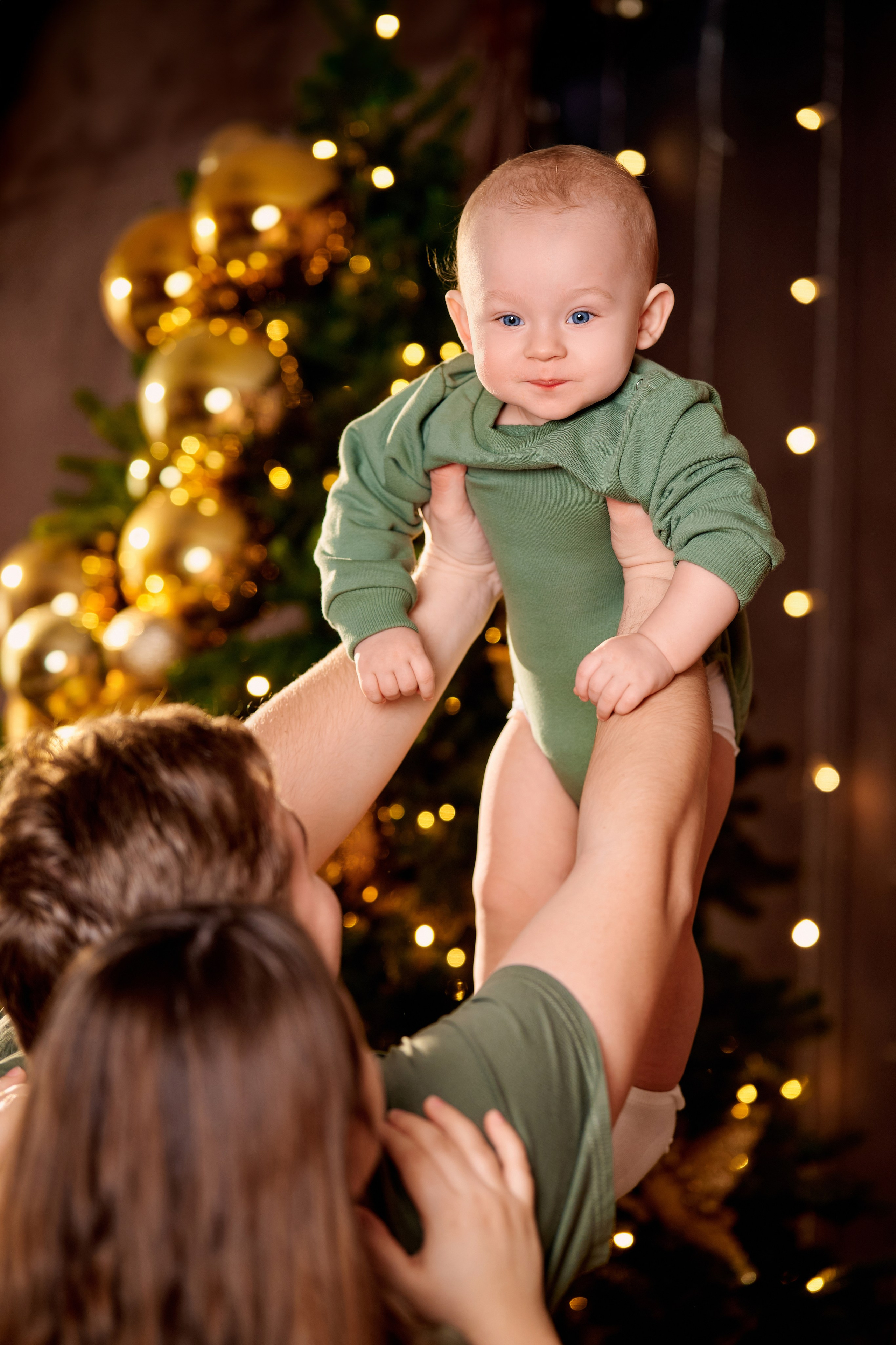 Семейная новогодняя фотосессия. Студия Pion. Фотограф Таганрог Анна Трайжон