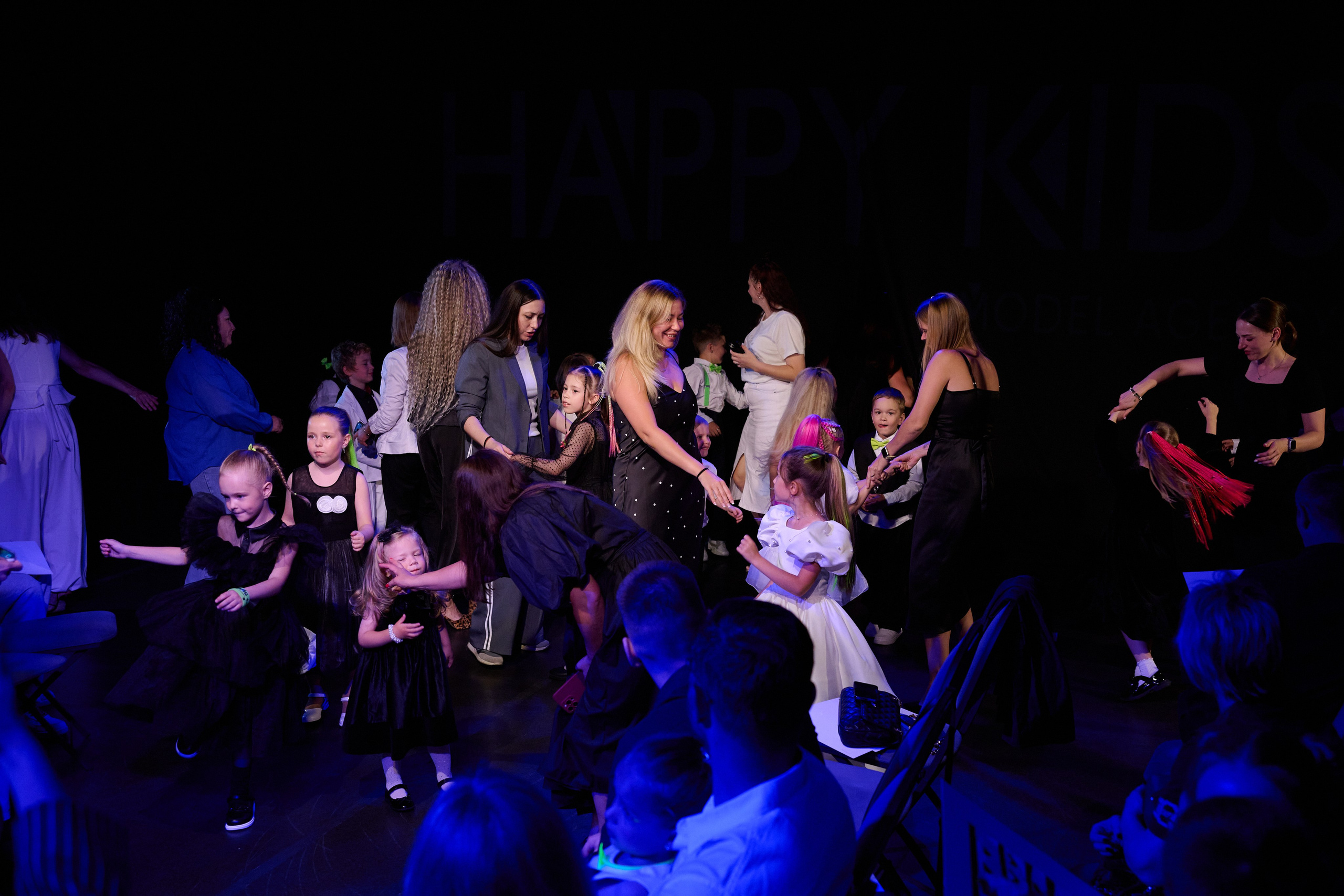 Выпускной модельной школы Happy Kids. Портретный фотограф Санкт-Петербург Владимир Веселов