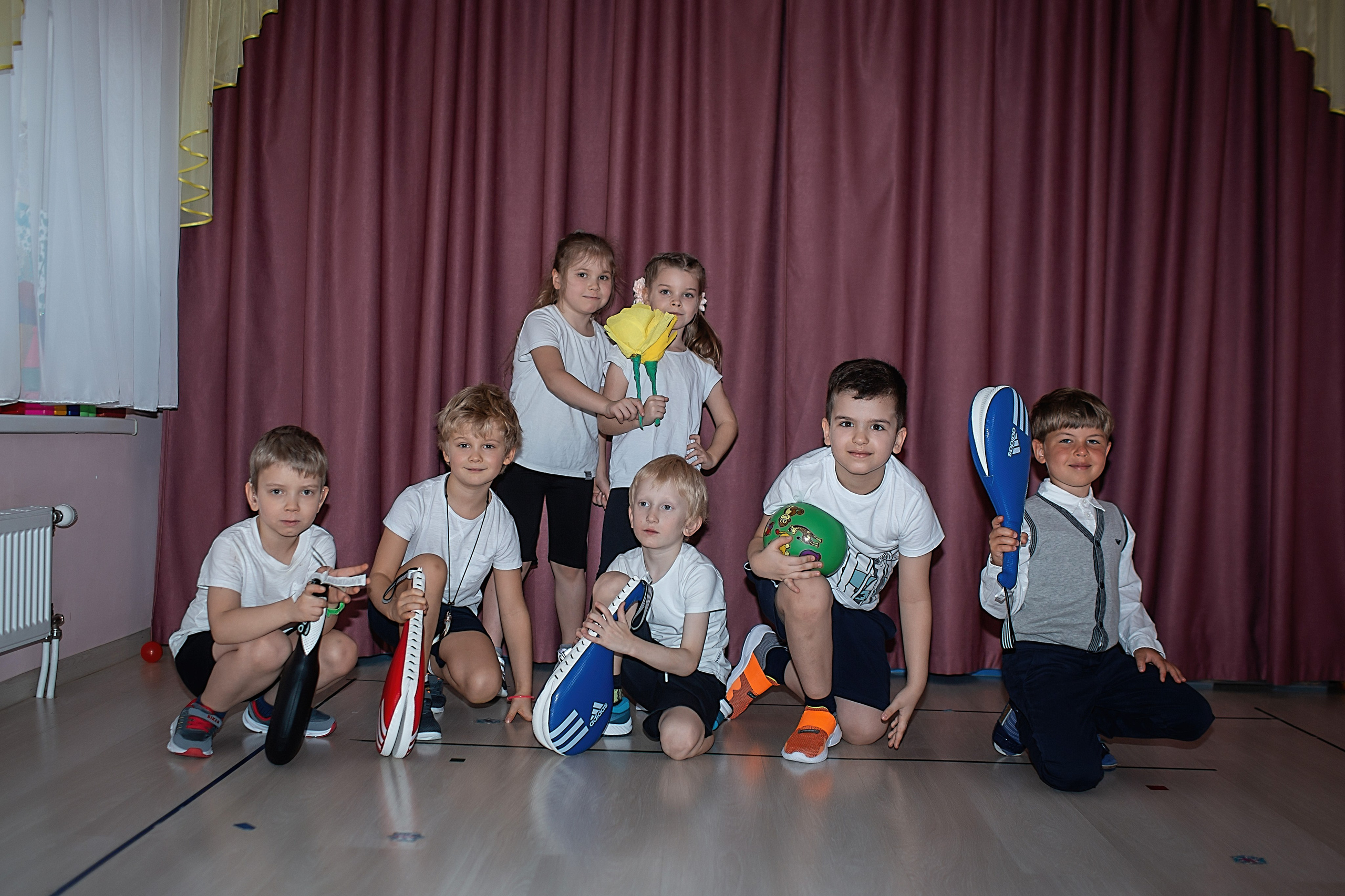 Выпускной фотоальбом_2024. Семейный фотограф в Санкт-Петербурге