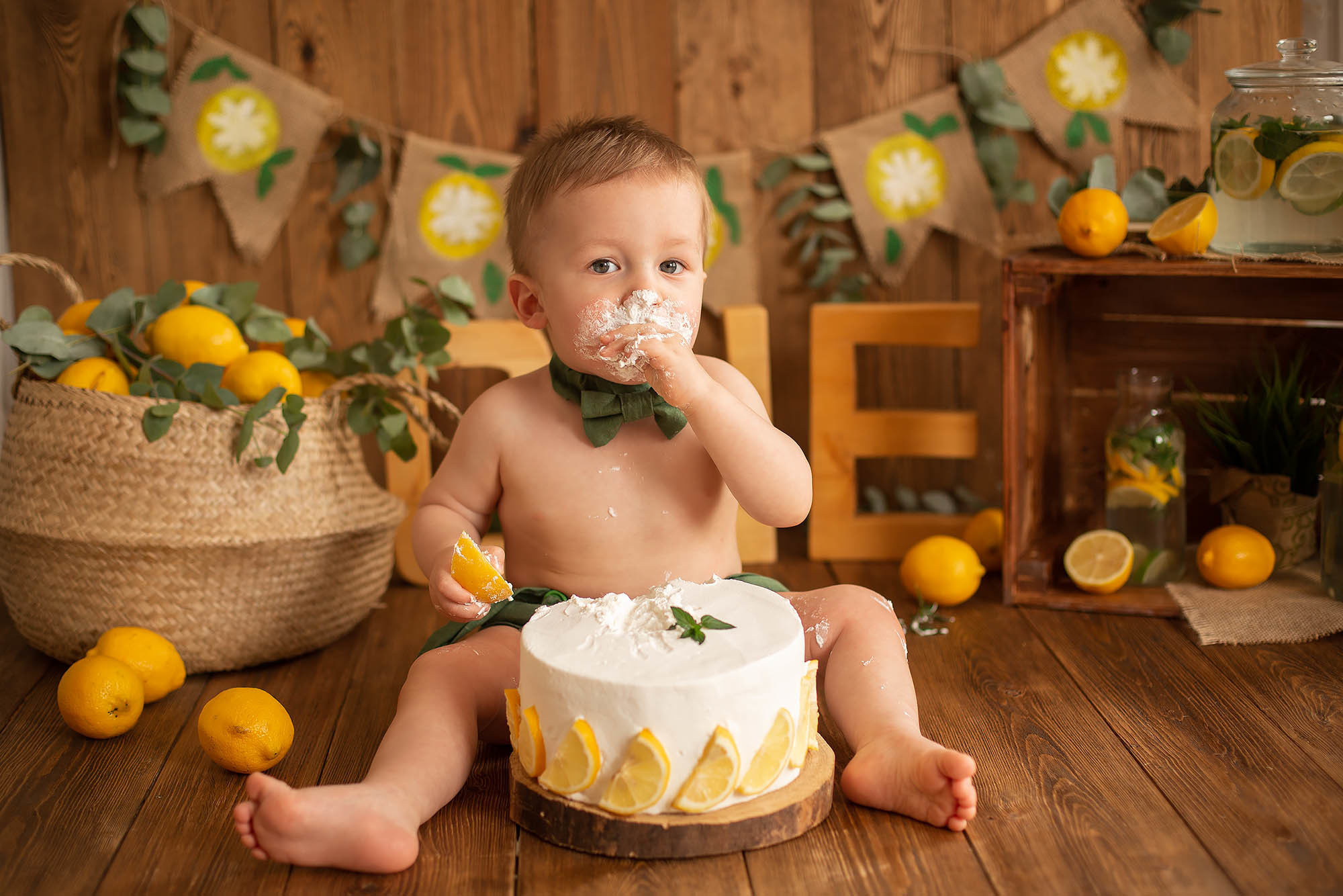 Стилизованная фотоссесия первого годика малыша. Семейный и детский фотограф в Сочи Наталья Вербицкая