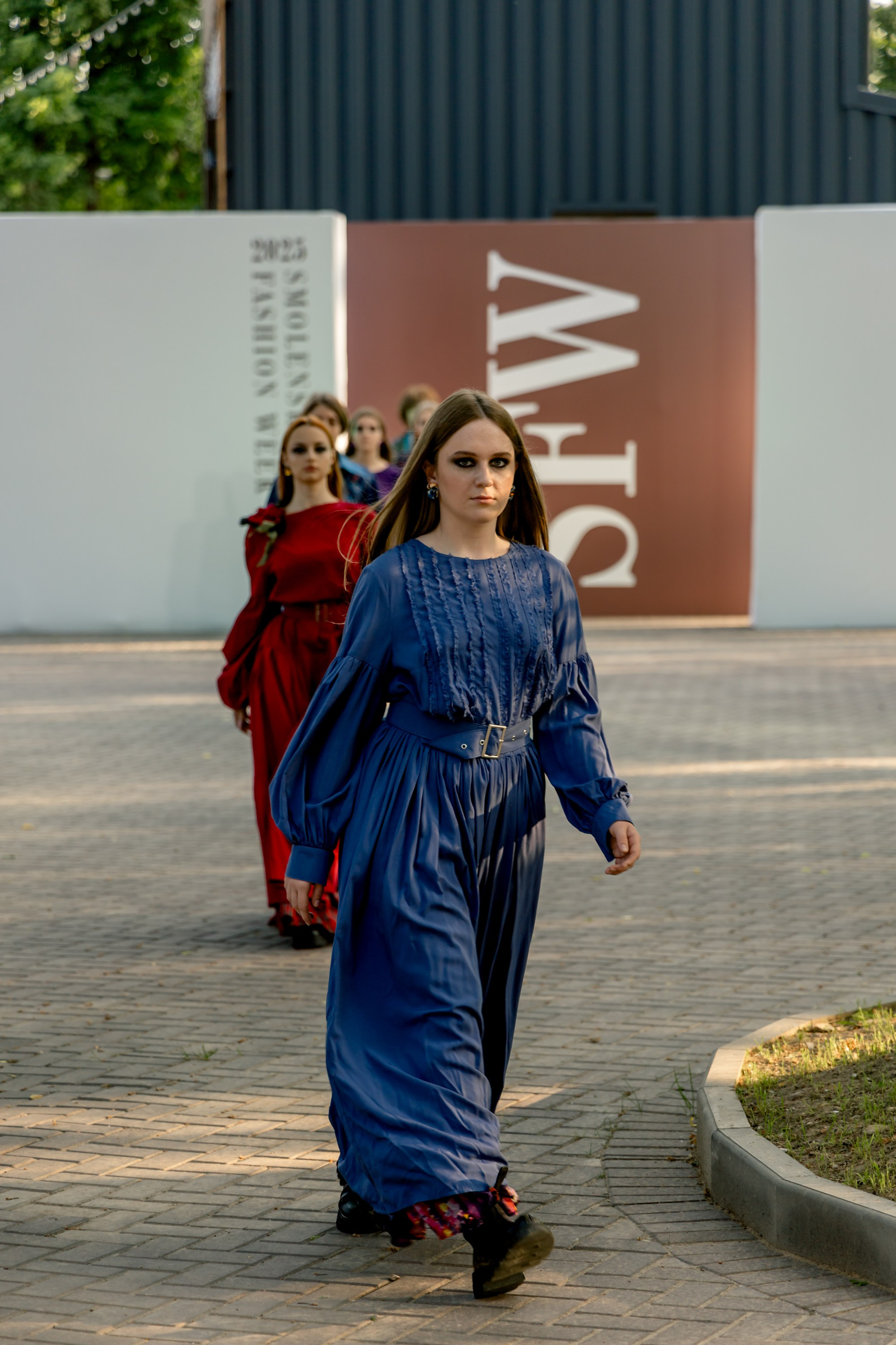 Smolensk Fashion Week 2025_показы_ДЕНЬ 1_ВЕЧЕРНИЙ ПОКАЗ_19:00. Главная