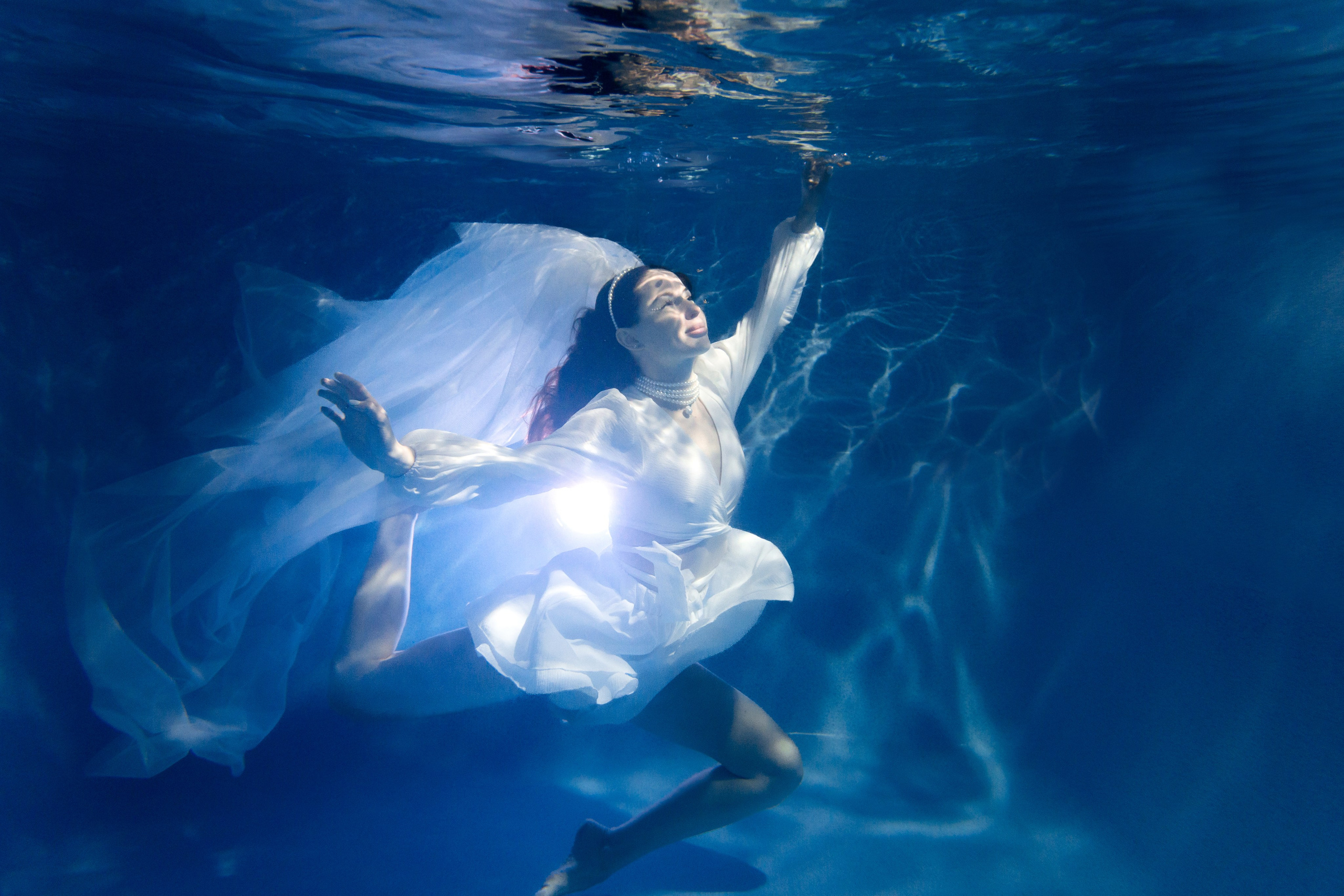 Свадьба под водой. Надежда Рыжова, портретная и контент-съемка в Челябинске