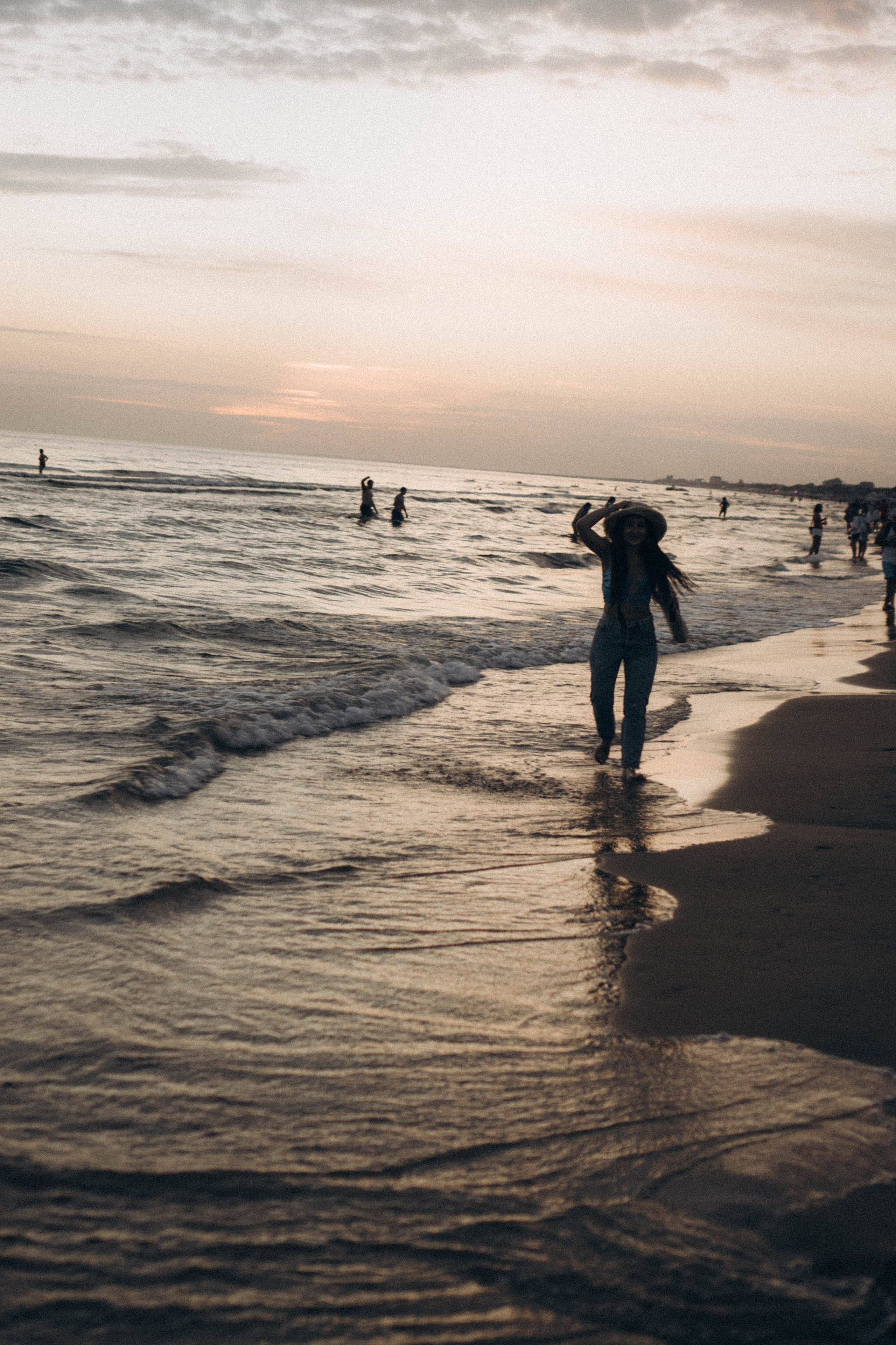 Июльский вечер на берегу черного моря. Профессиональный фотограф, Санкт-Петербург — Виктория Богомолова