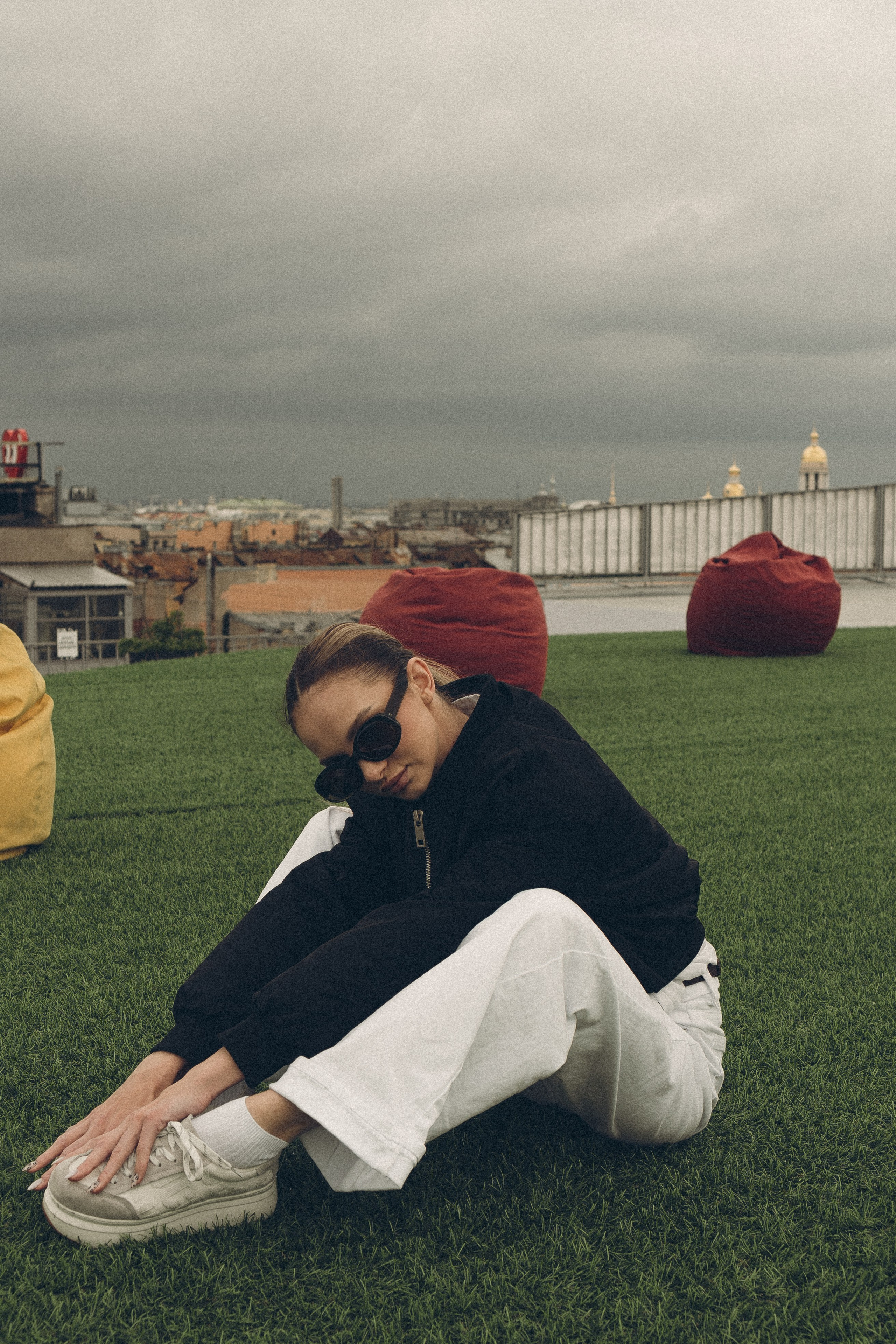 МЫ ГУЛЯЛИ ПРО КРЫШАМ ПИТЕРА. Профессиональный фотограф, Санкт-Петербург — Виктория Богомолова