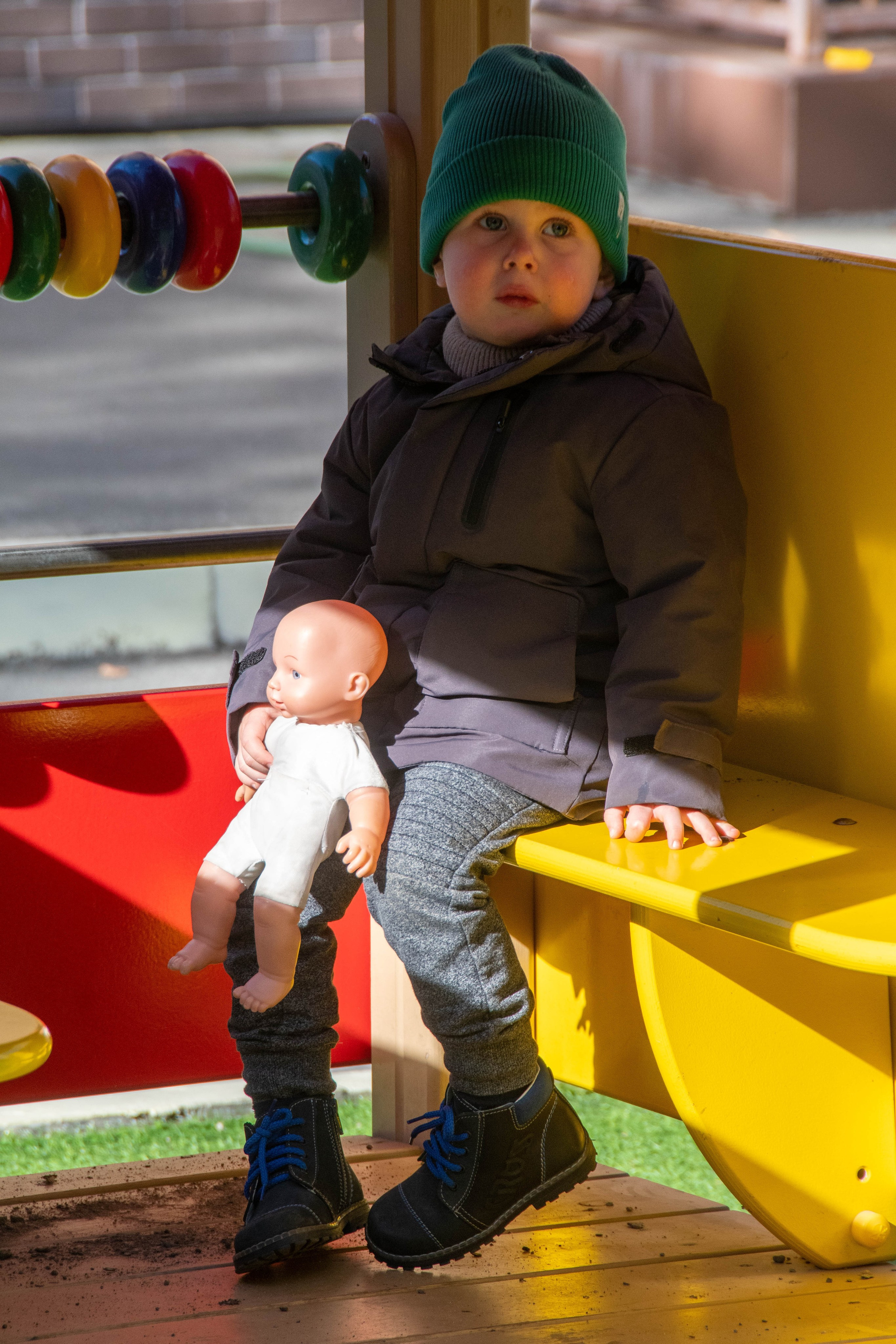 2023 г. День дошкольного работника и прогулка. Репортажный и детский фотограф в Новосибирске