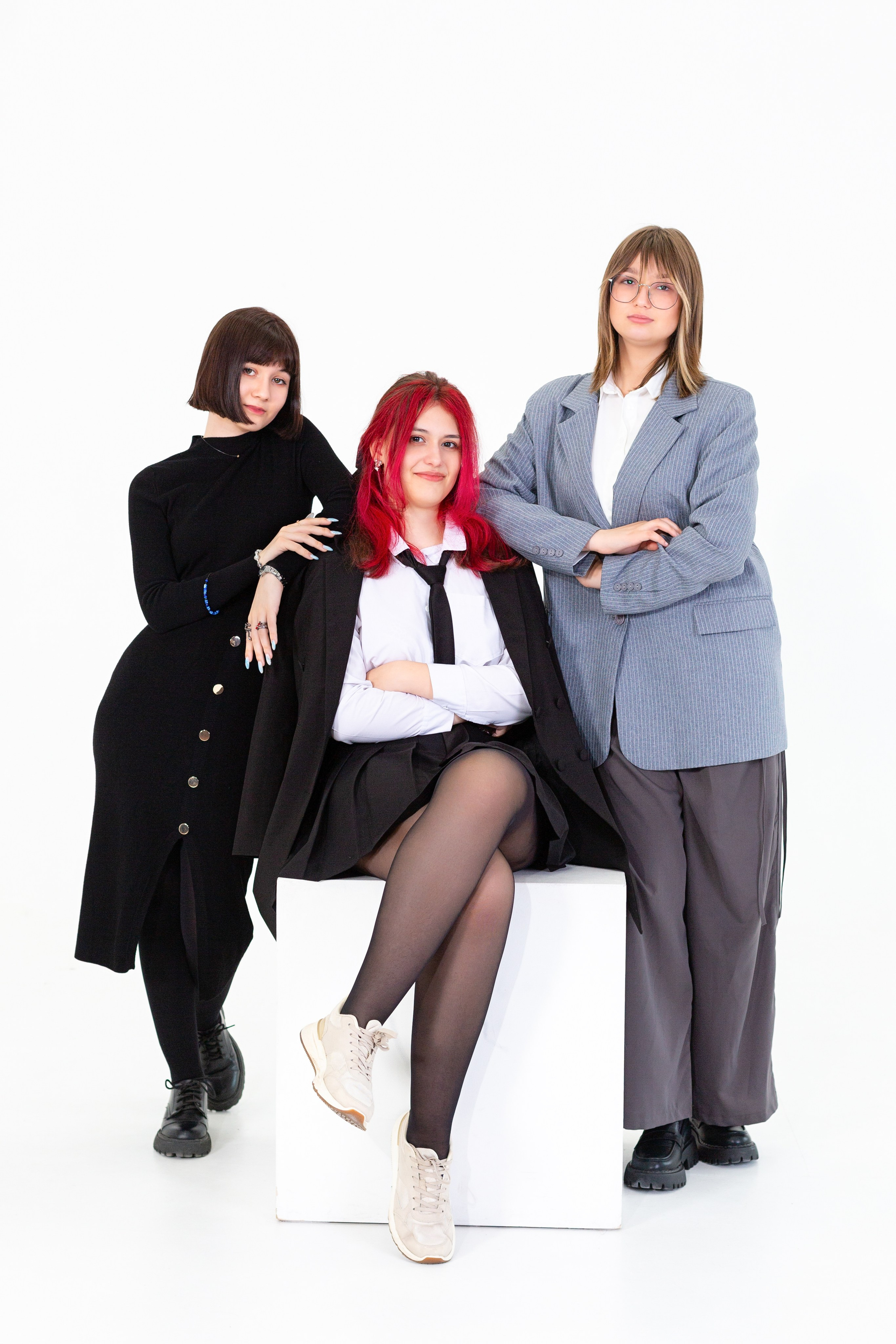 Фотоальбомы СТАРШЕКЛАССНИКИ. Студия «Фокус» детская фотография Ольги Поповой г. Бийск