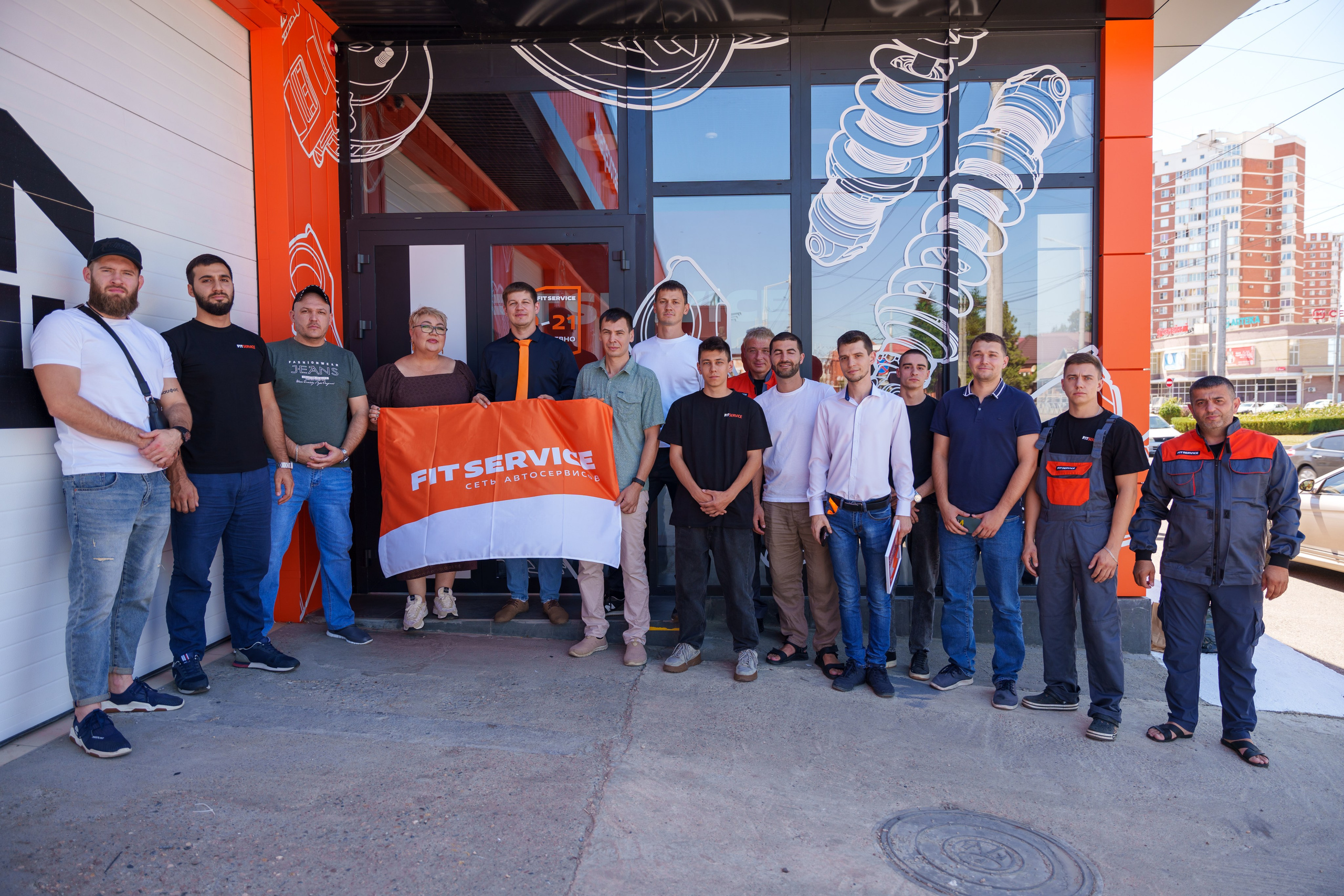 Интерьерная фотосъемка автосервиса Fit Service в Краснодаре — Профессиональная фотосъемка интерьера техцентра в Краснодаресеть СТО. Шедевры для Вас! Фотограф и Видеограф в Краснодаре Пахиев Руслан