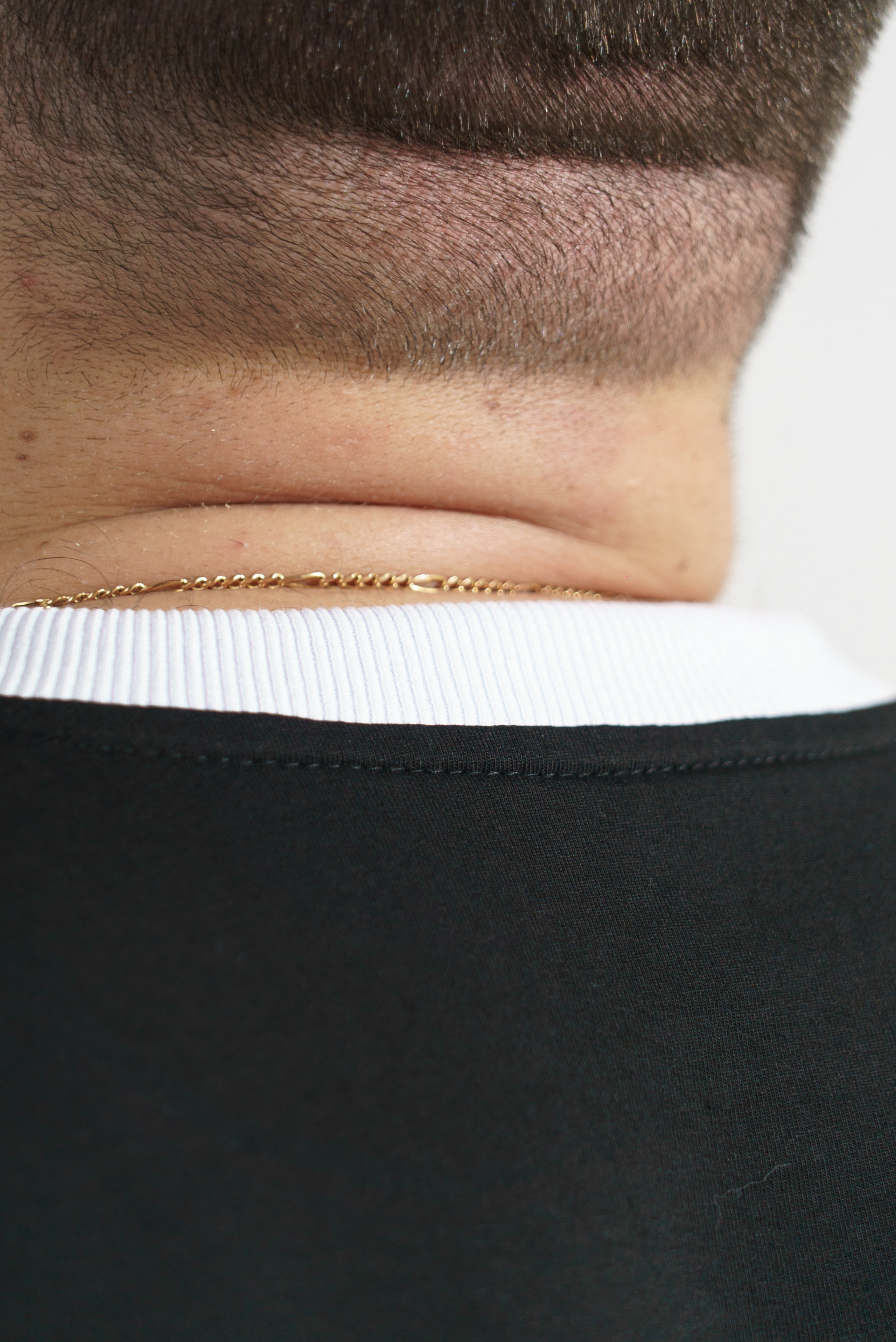 Предметная фотосъемка одежды для Wildberries и Ozon — бренды Краснодара. Фото и видеосъемка одежды для маркетплейсов Ozon, Wildberries. Шедевры для Вас! Фотограф и Видеограф в Краснодаре Пахиев Руслан