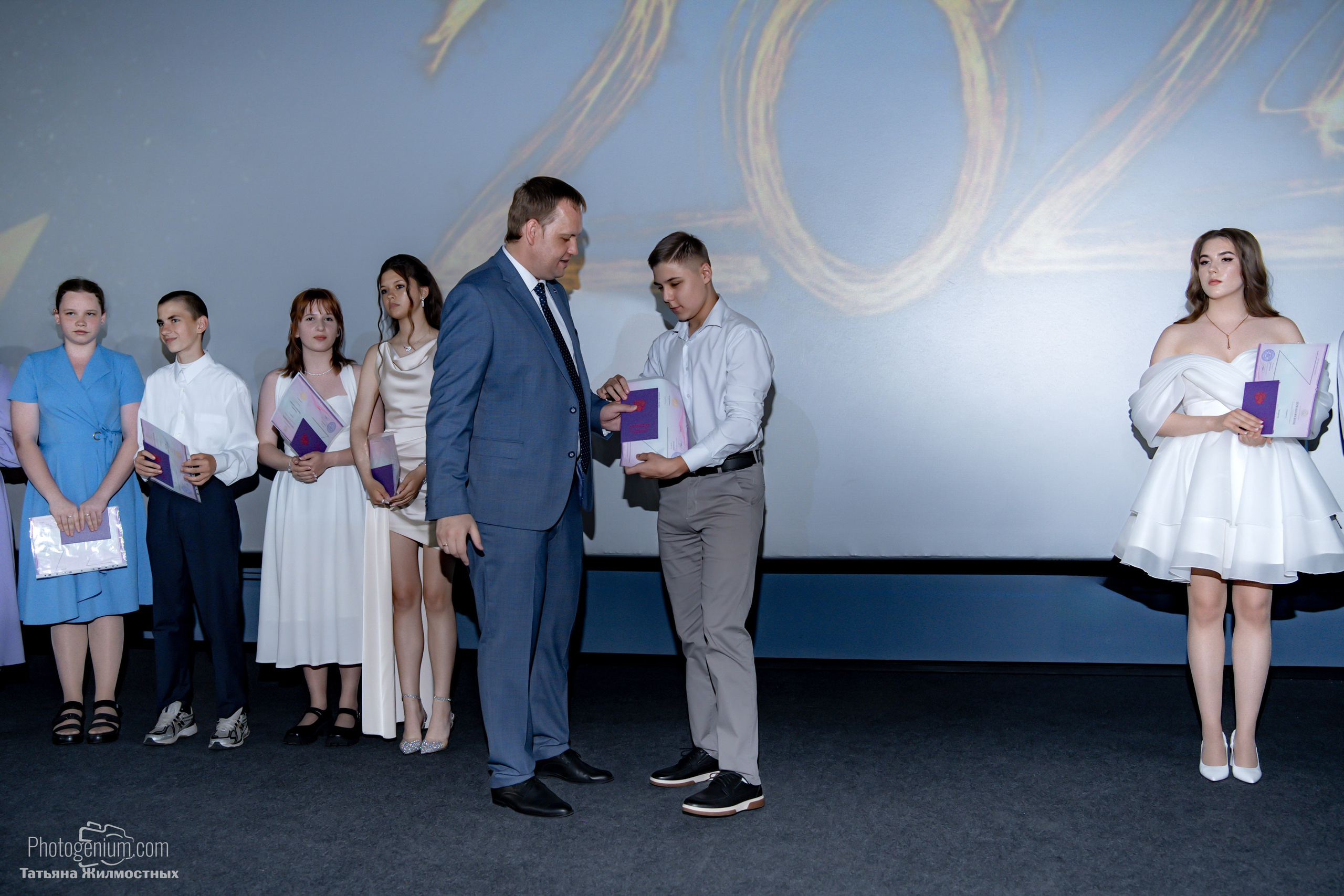 Выпускной 9"Д» класс школа № 35. Фотограф Нижний Новгород Татьяна Кейод