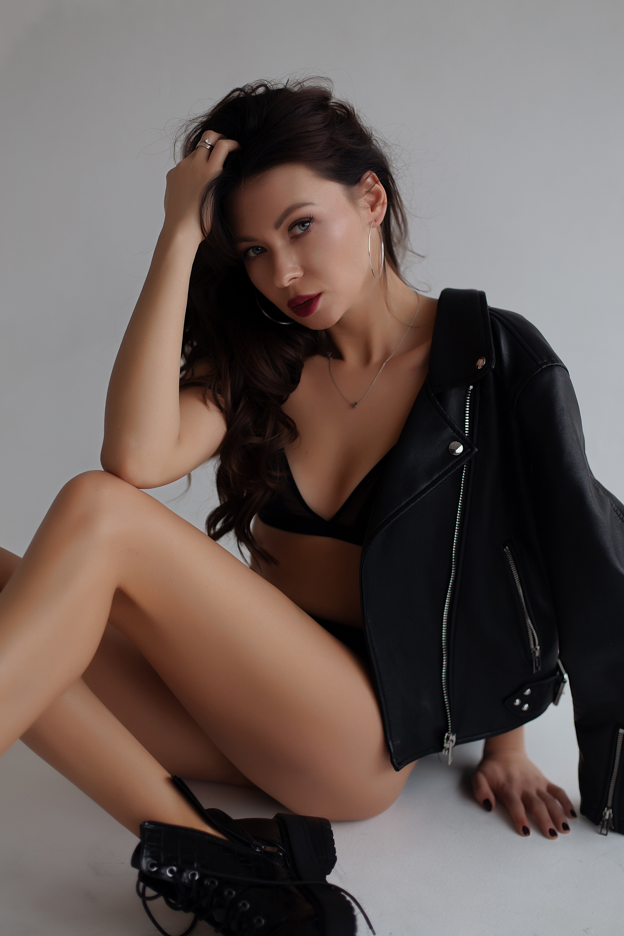 Яна студия Медуза. Женский фотограф в Екатеринбурге Марина Логинова