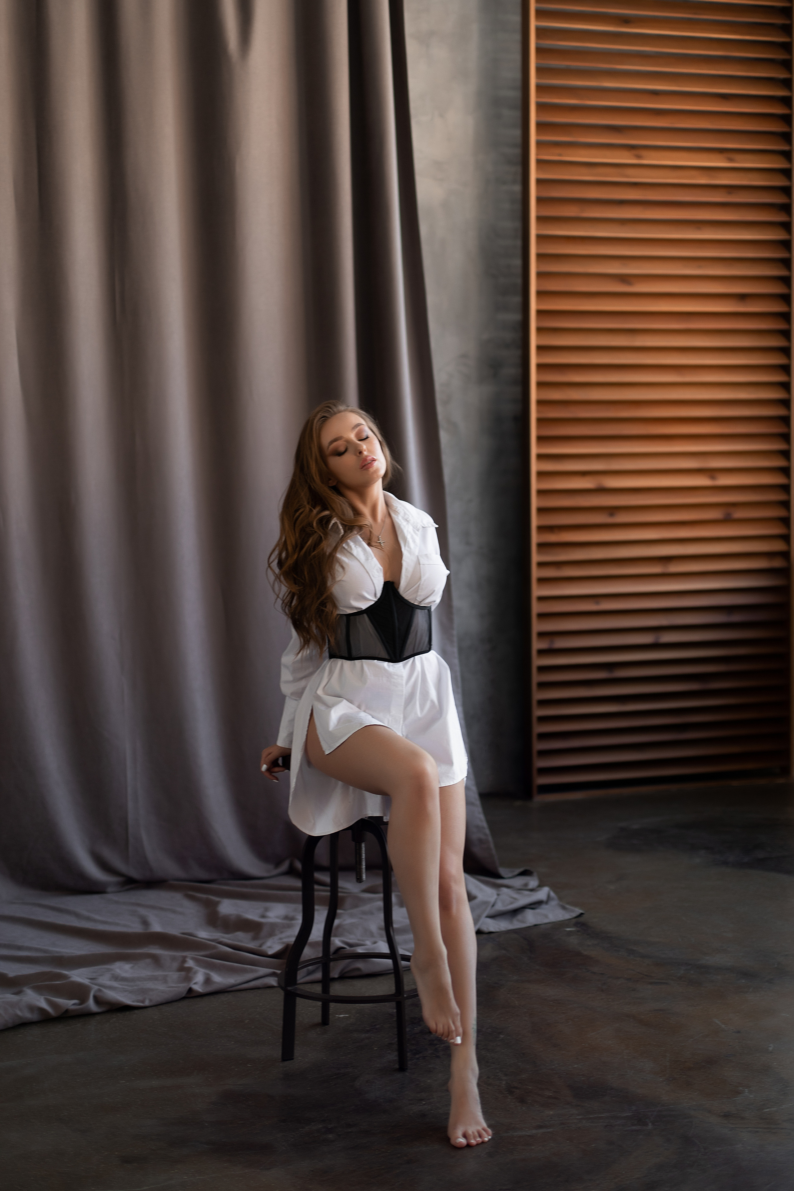 Мария студия LAB. Женский фотограф в Екатеринбурге Марина Логинова