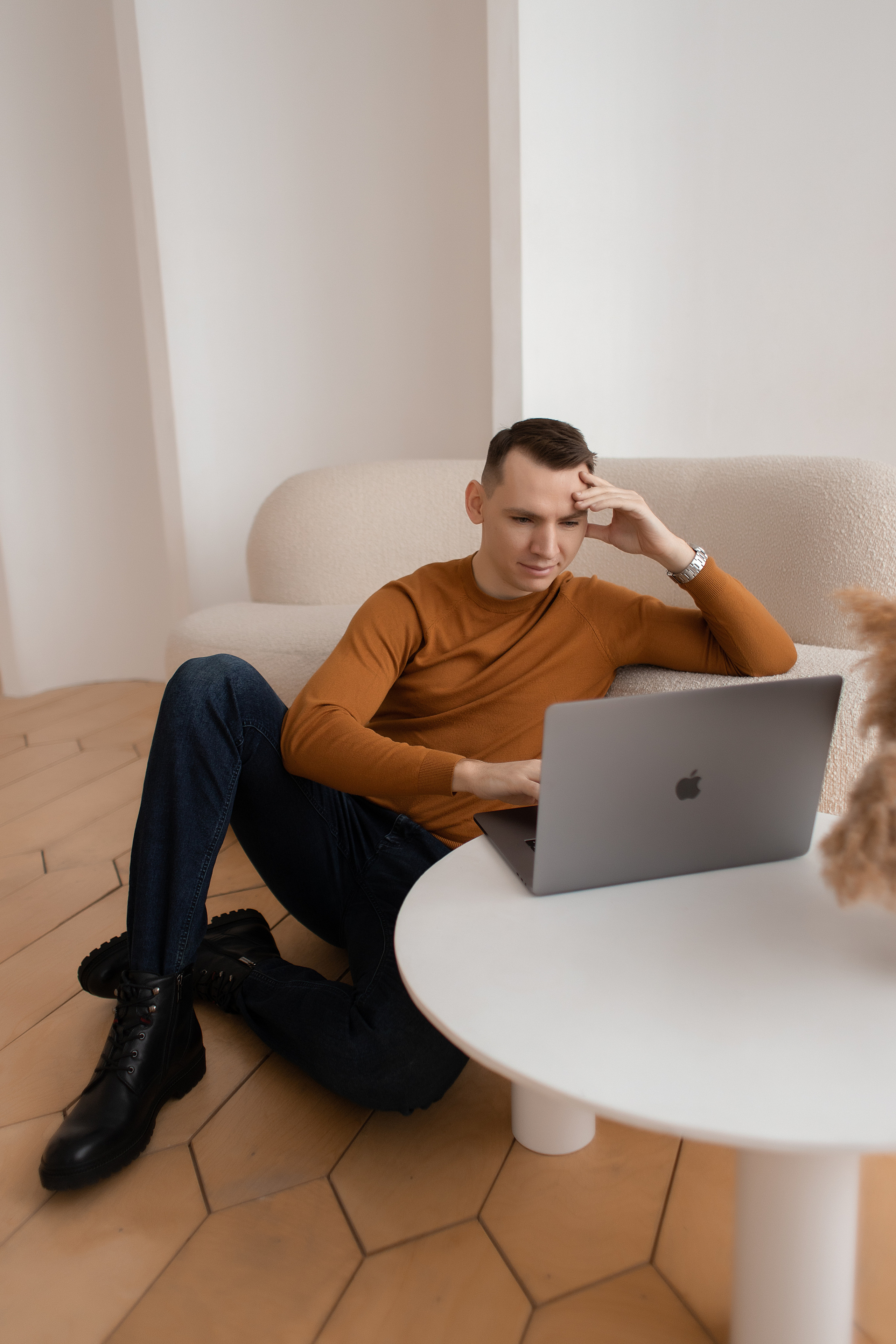 Контент для поставщика маркетплейсов. Женский фотограф в Екатеринбурге Марина Логинова