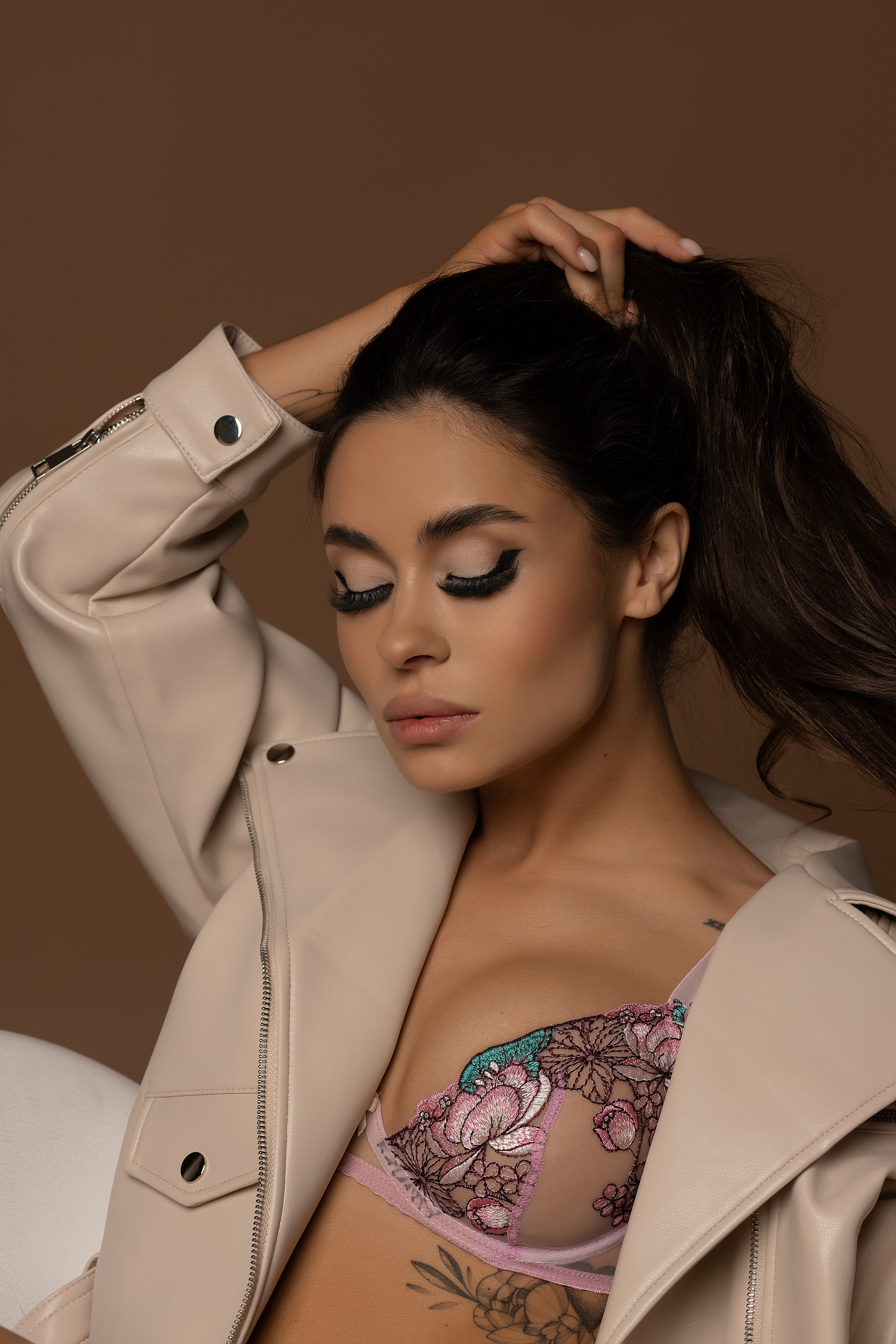 Татьяна студия Prizma. Женский фотограф в Екатеринбурге Марина Логинова