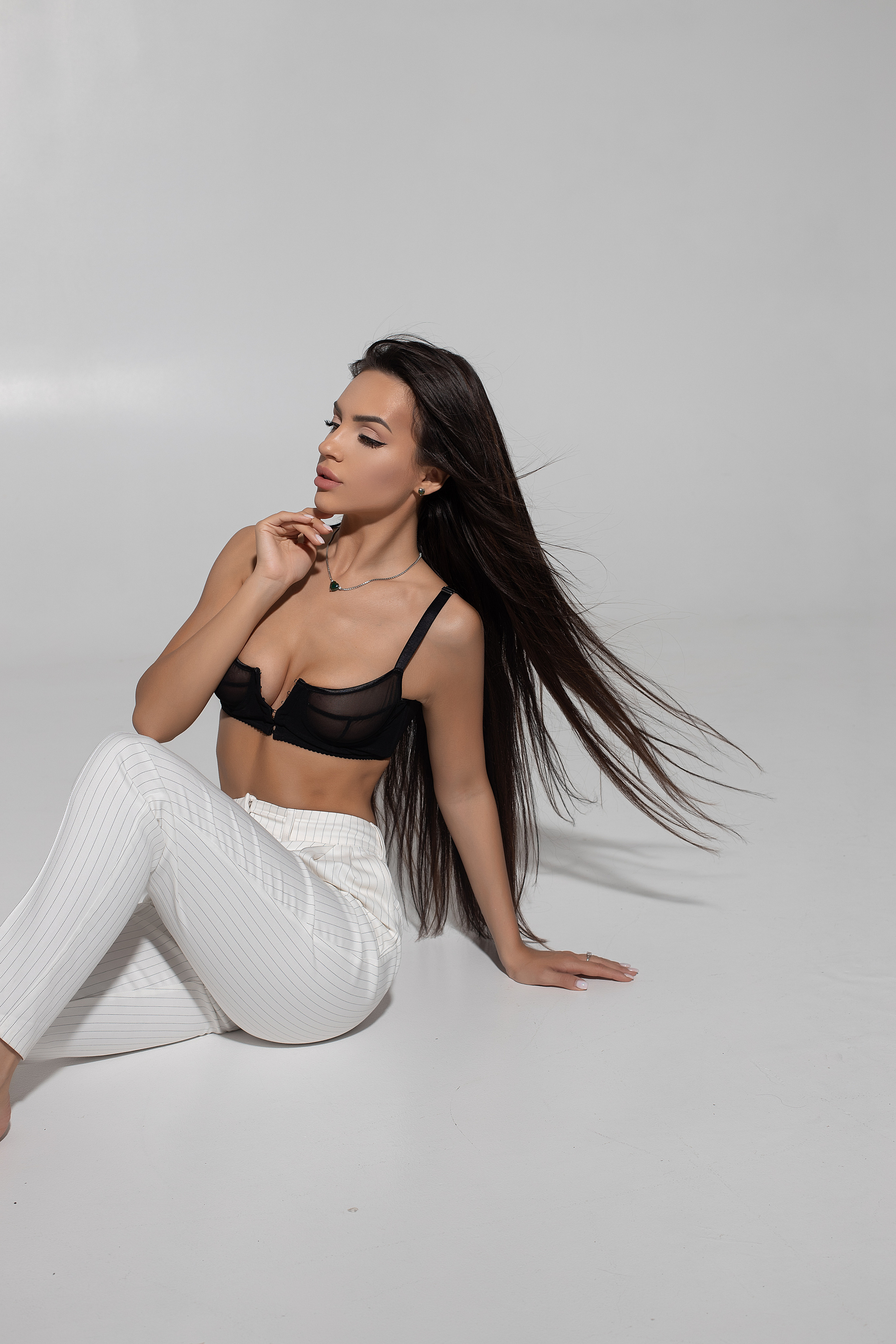 Анастасия студия LAB. Женский фотограф в Екатеринбурге Марина Логинова