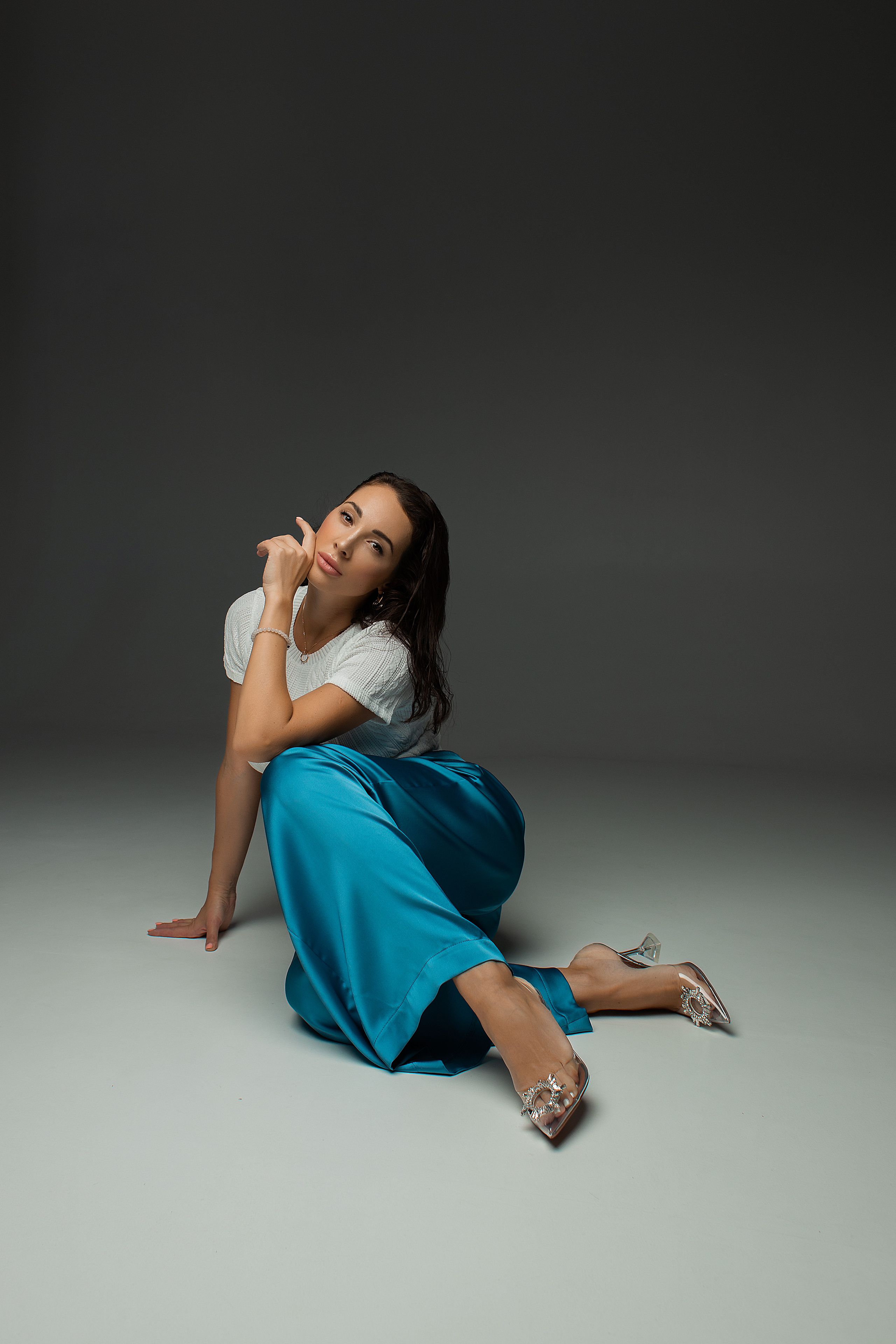 Мария студия Prizma. Женский фотограф в Екатеринбурге Марина Логинова