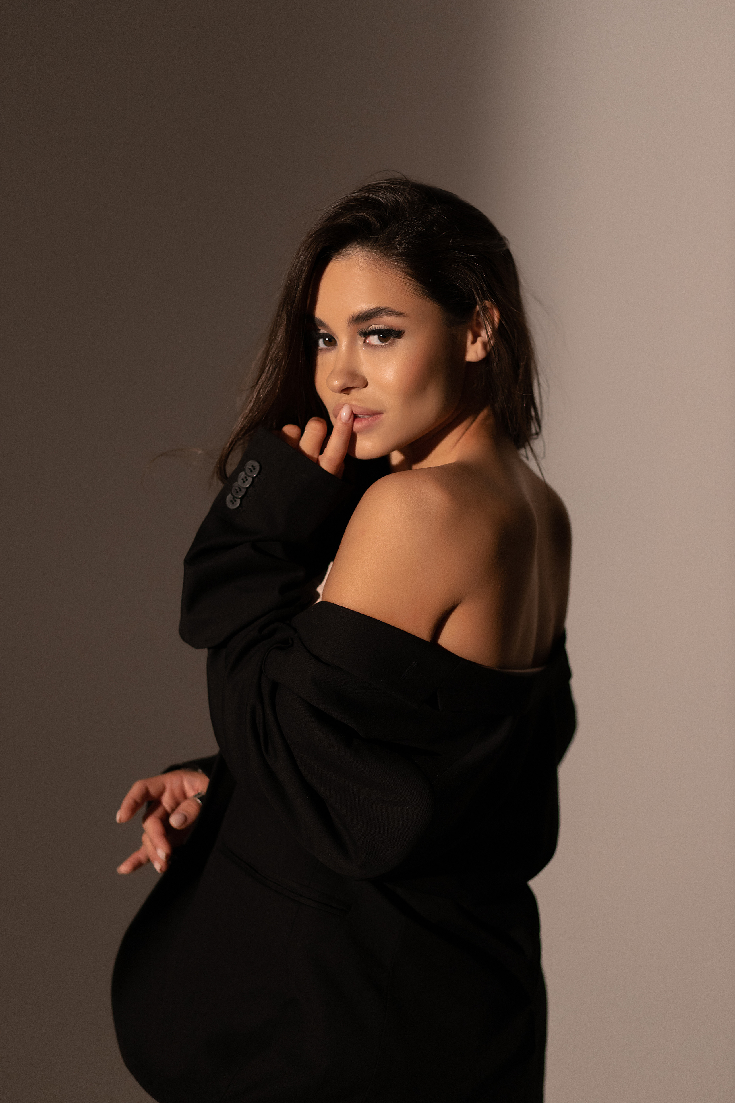 Татьяна студия Prizma. Женский фотограф в Екатеринбурге Марина Логинова