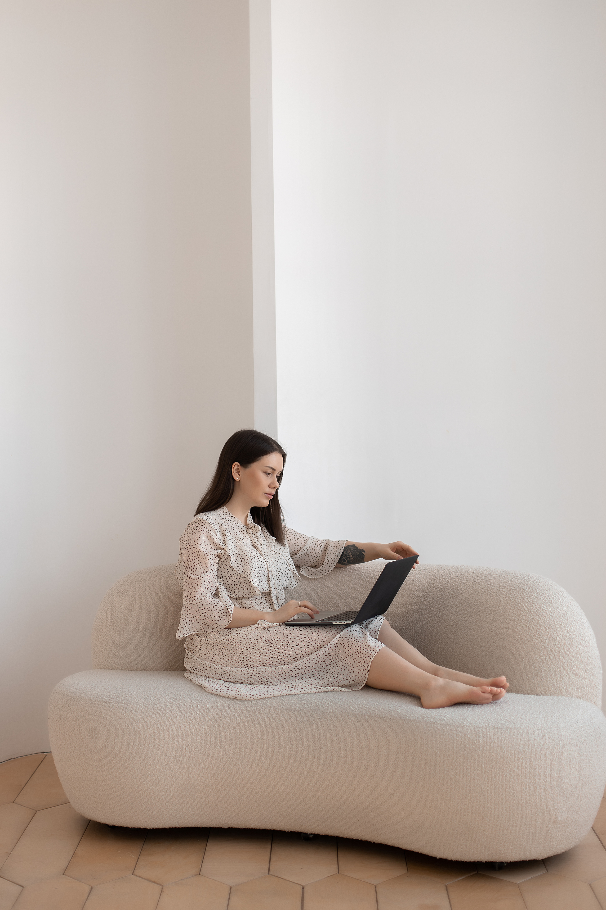 Рабочий контент SMM. Женский фотограф в Екатеринбурге Марина Логинова