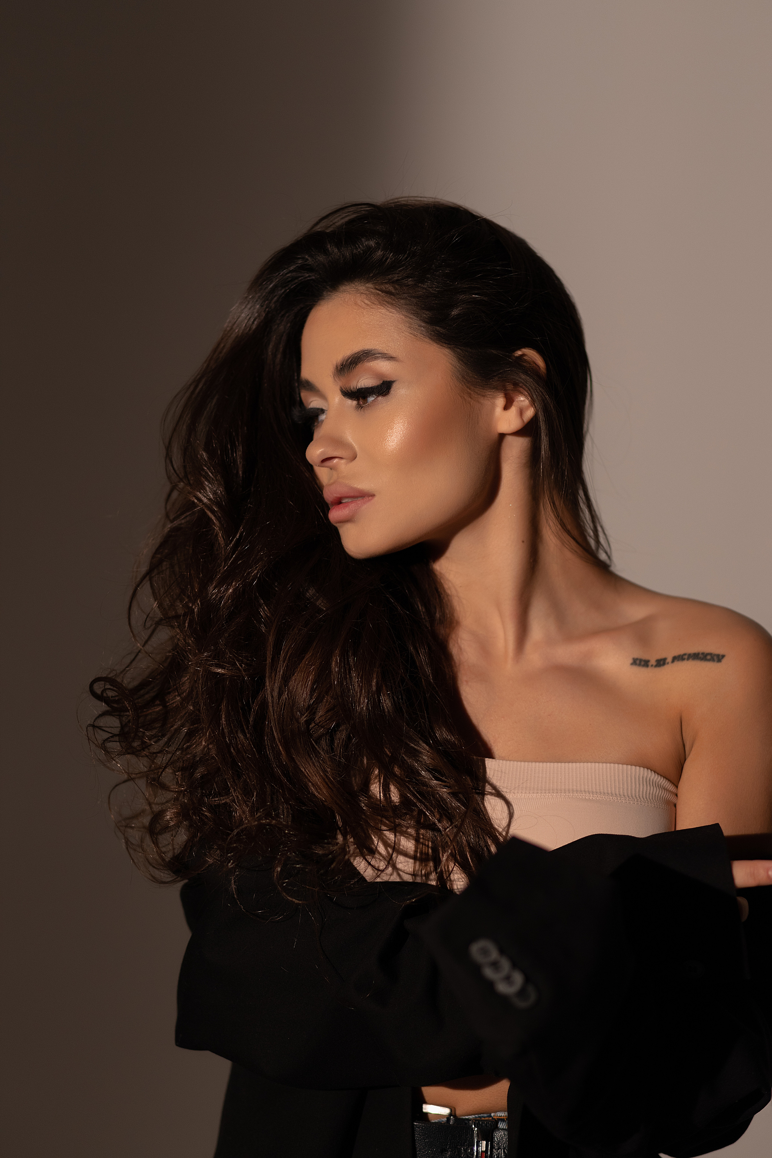 Татьяна студия Prizma. Женский фотограф в Екатеринбурге Марина Логинова