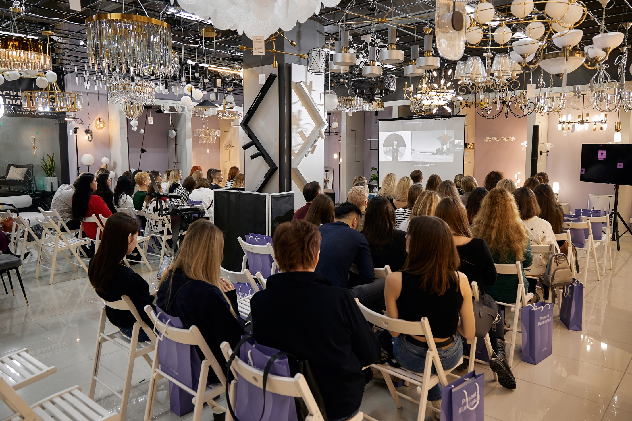 Конференция Светолок. Свадебный репортажный и фуд фотограф в Барнауле Гайфулин Виталий