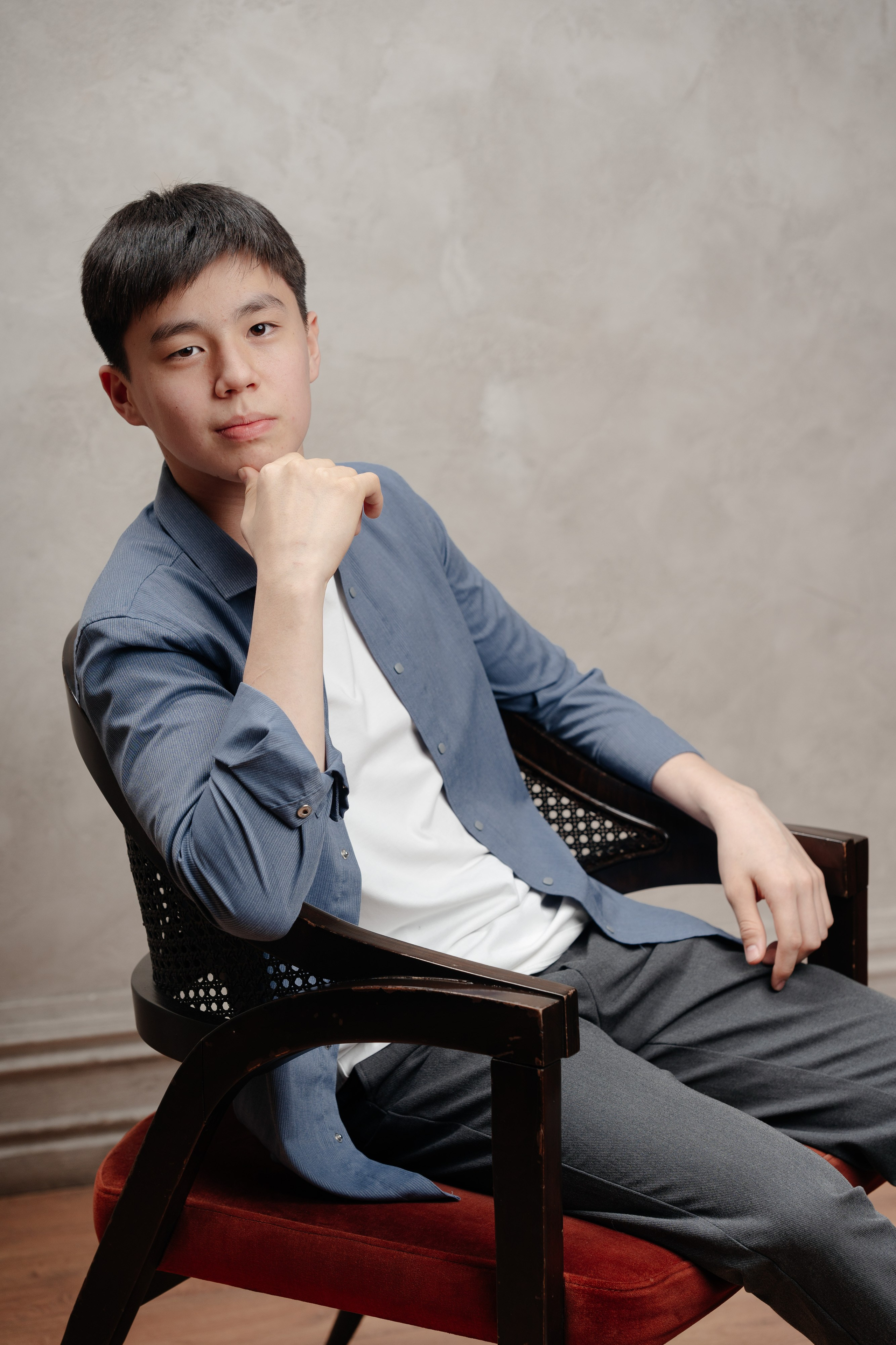 Портреты. Выпускные альбомы в Нур-Султане (Астана) и по всему Казахстану