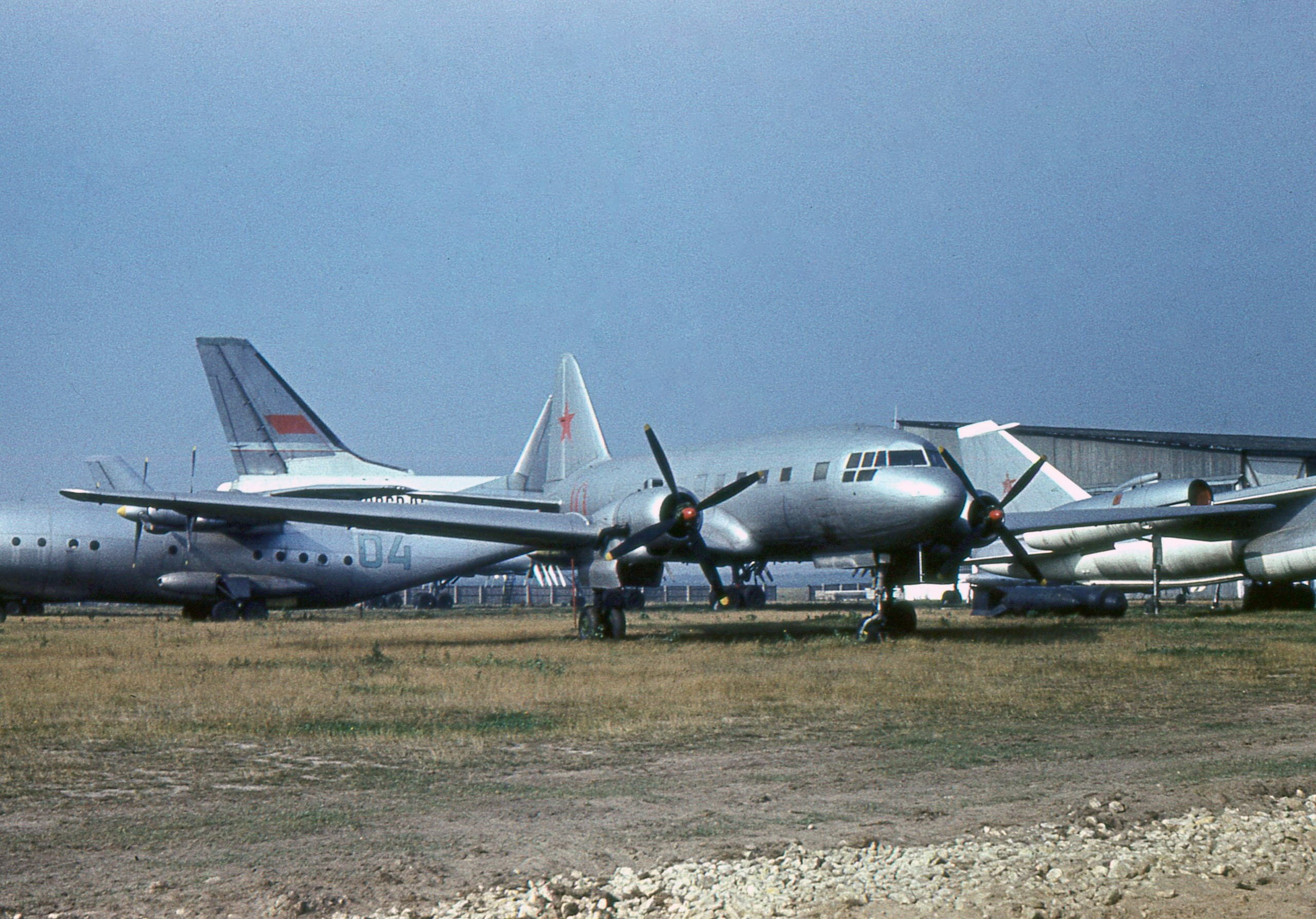 Ил-12 (Монино). Фотоальбом показывающий увлекательный мир авиации и мир медведей Андрея Иванова